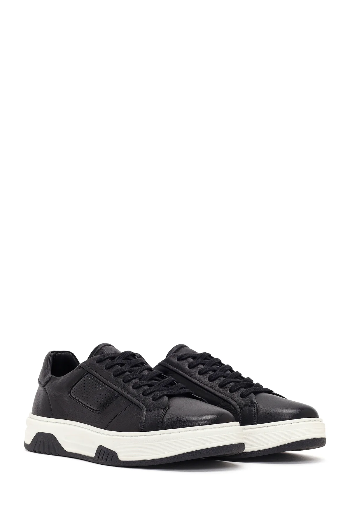 Erkek Siyah Kalın Tabanlı Bağcıklı Deri Sneaker - Image 2
