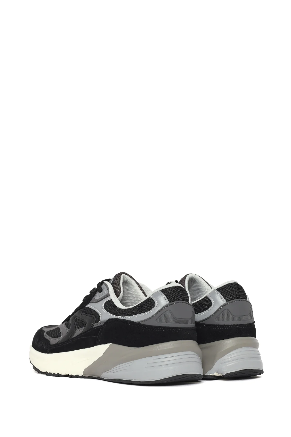 Erkek Siyah Kalın Tabanlı Bağcıklı Deri Sneaker - Image 6