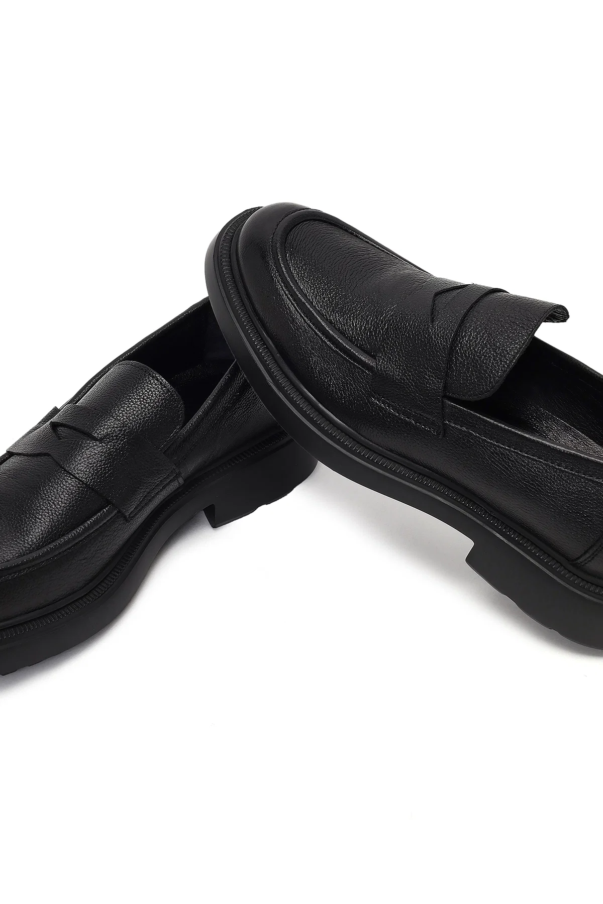 Erkek Siyah Kalın Tabanlı Deri Loafer - Image 10