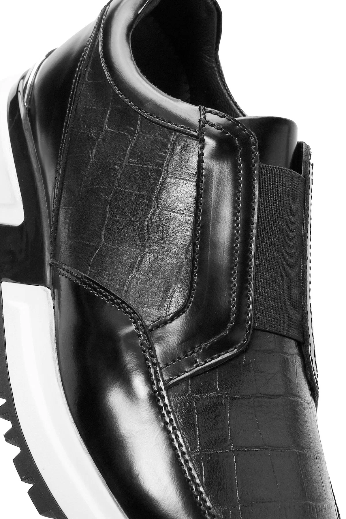 Erkek Siyah Kroko Desenli Deri Sneaker - Image 9