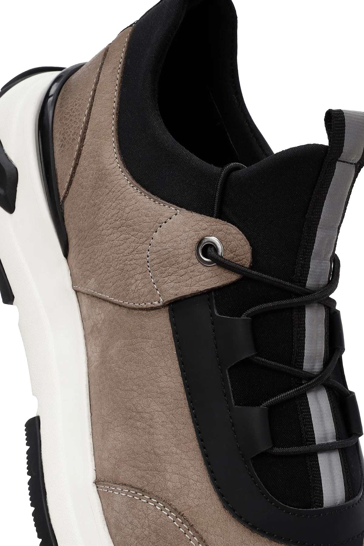 Erkek Vizon Bağcıklı Nubuk Deri Casual Sneaker - Image 10