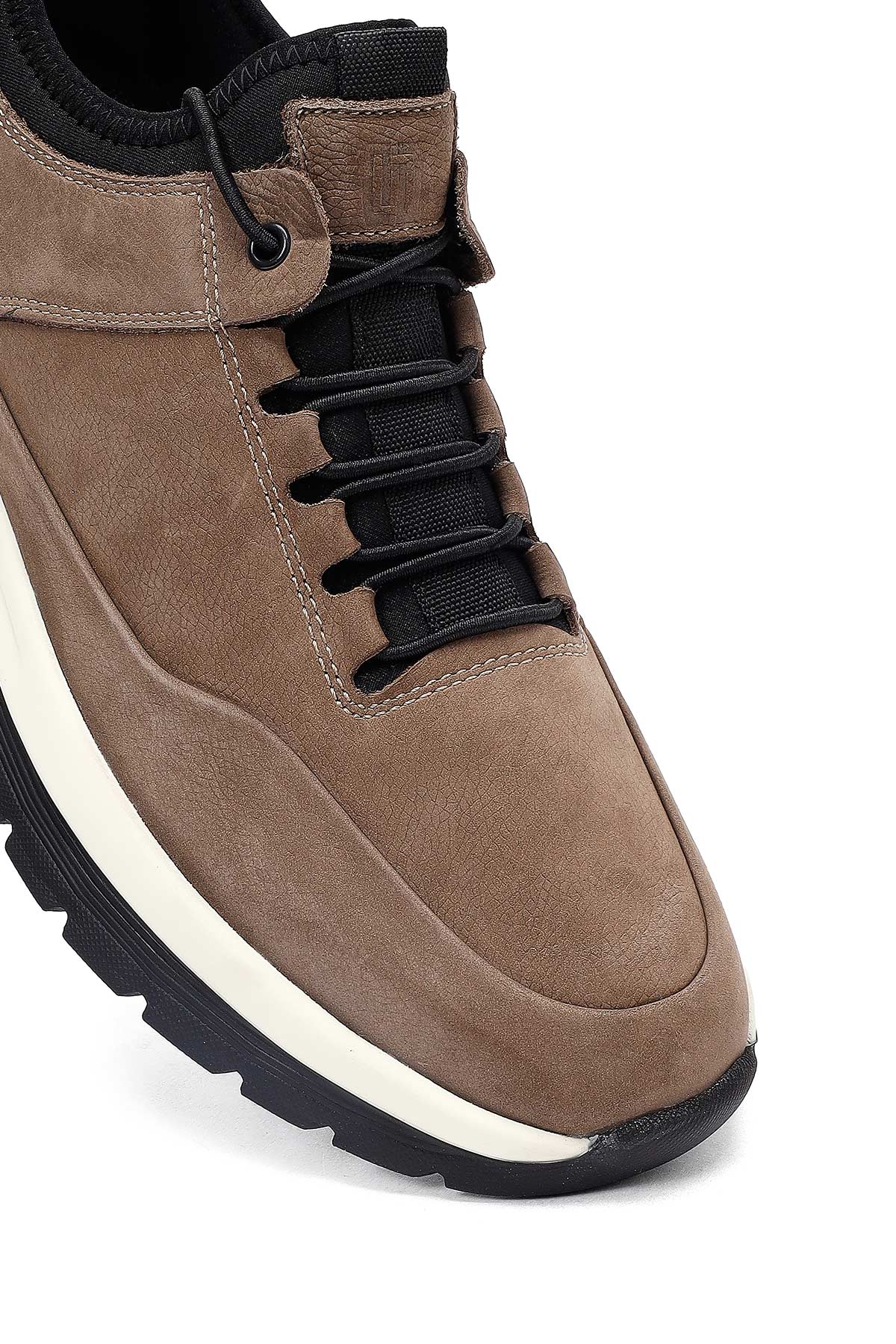 Erkek Vizon Bağcıklı Nubuk Deri Casual Sneaker - Image 9