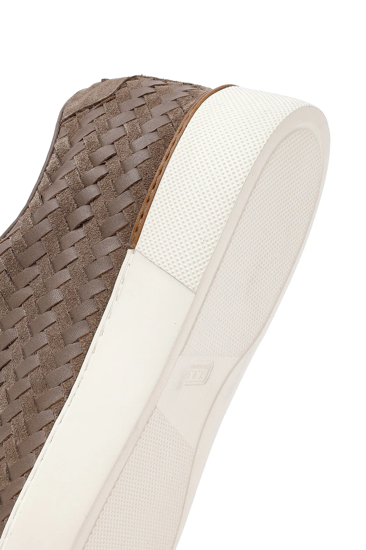 Erkek Vizon Bağcıklı Örgülü Kalın Tabanlı Deri Sneaker - Image 8