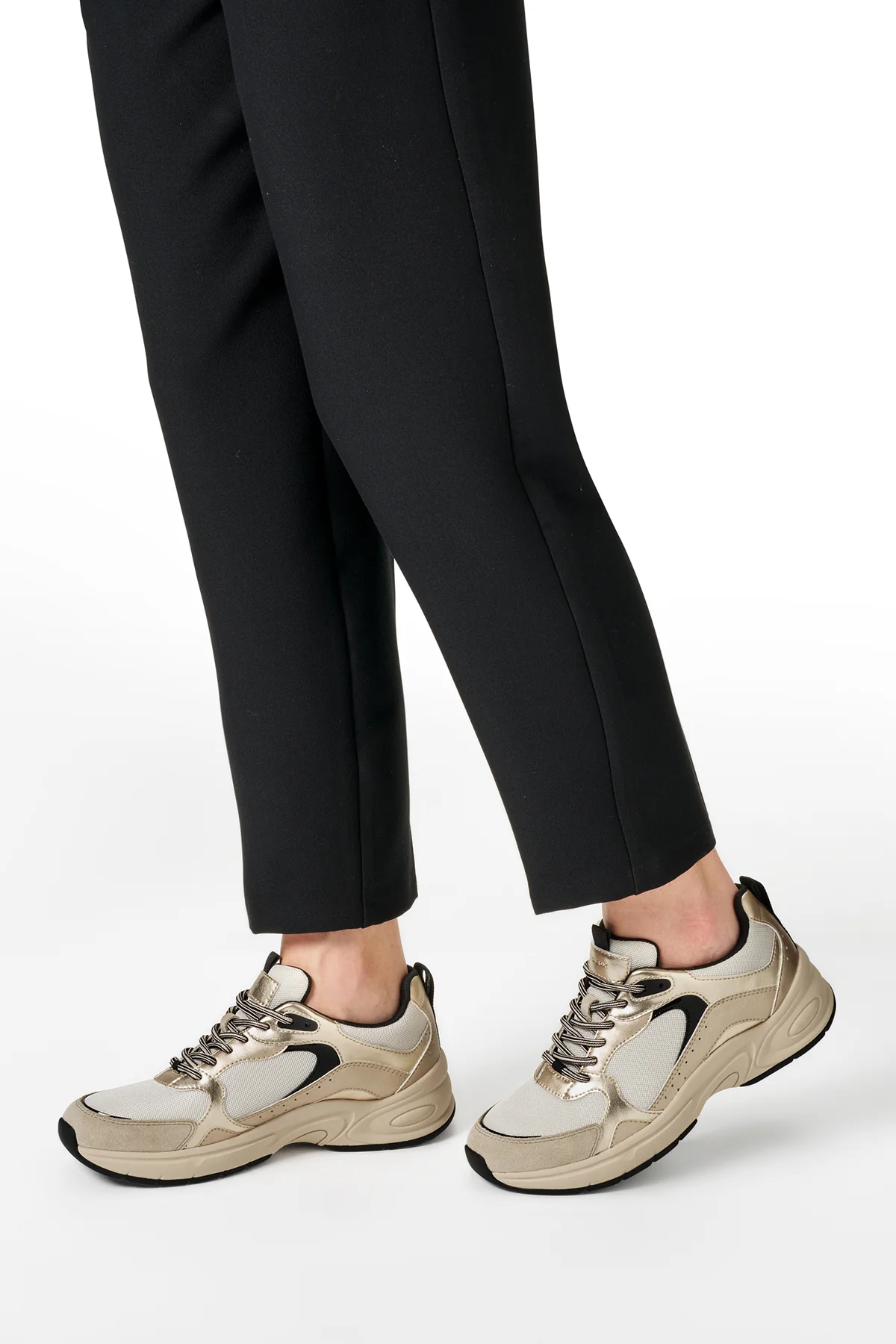 Geox Kadın Bej D Zarvıa A - Mesh+Pearl.Gbk Bağcıklı Kalın Tabanlı Deri Sneaker - Image 2