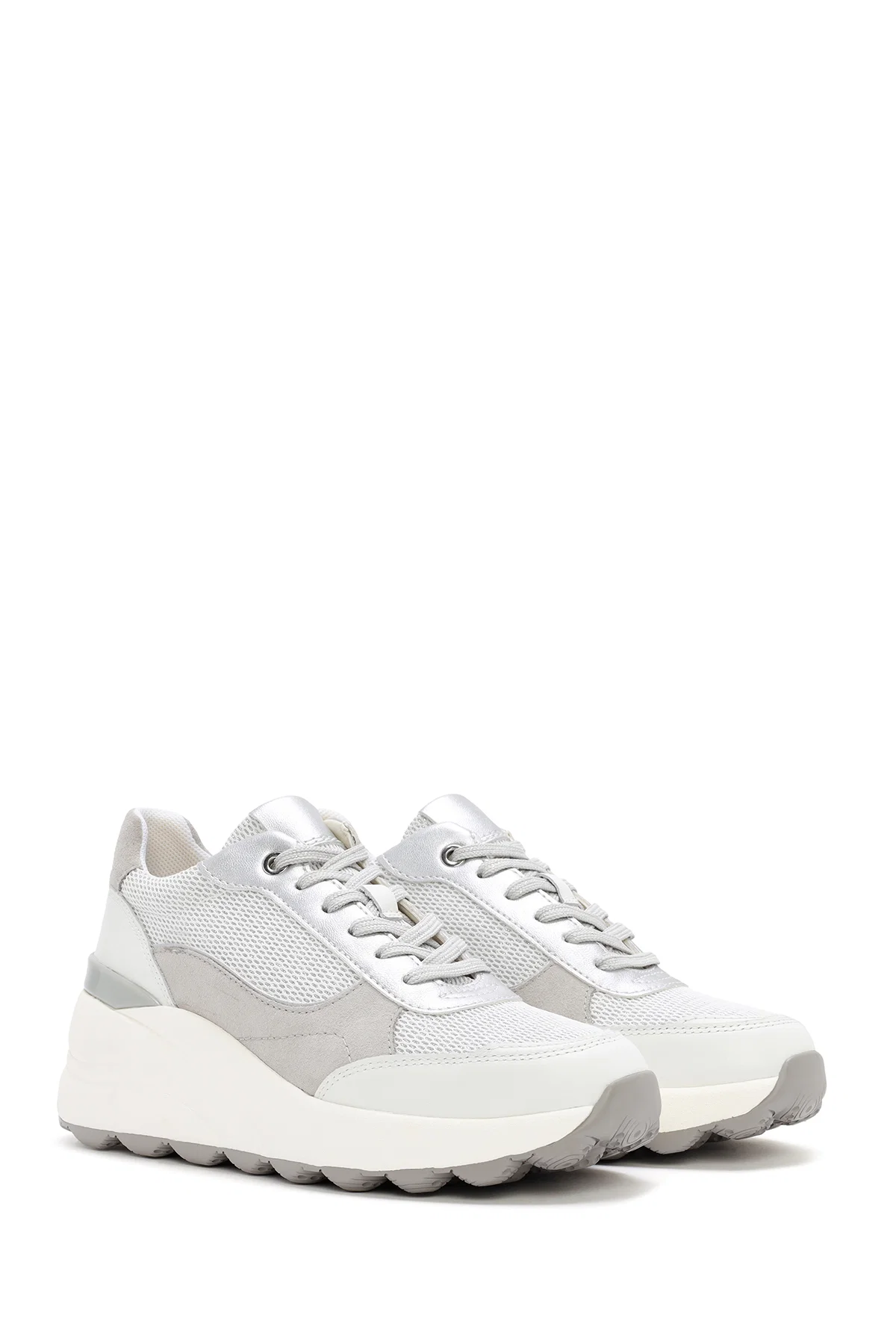 Geox Kadın Beyaz Spherica Bağcıklı Deri Sneaker - Image 3