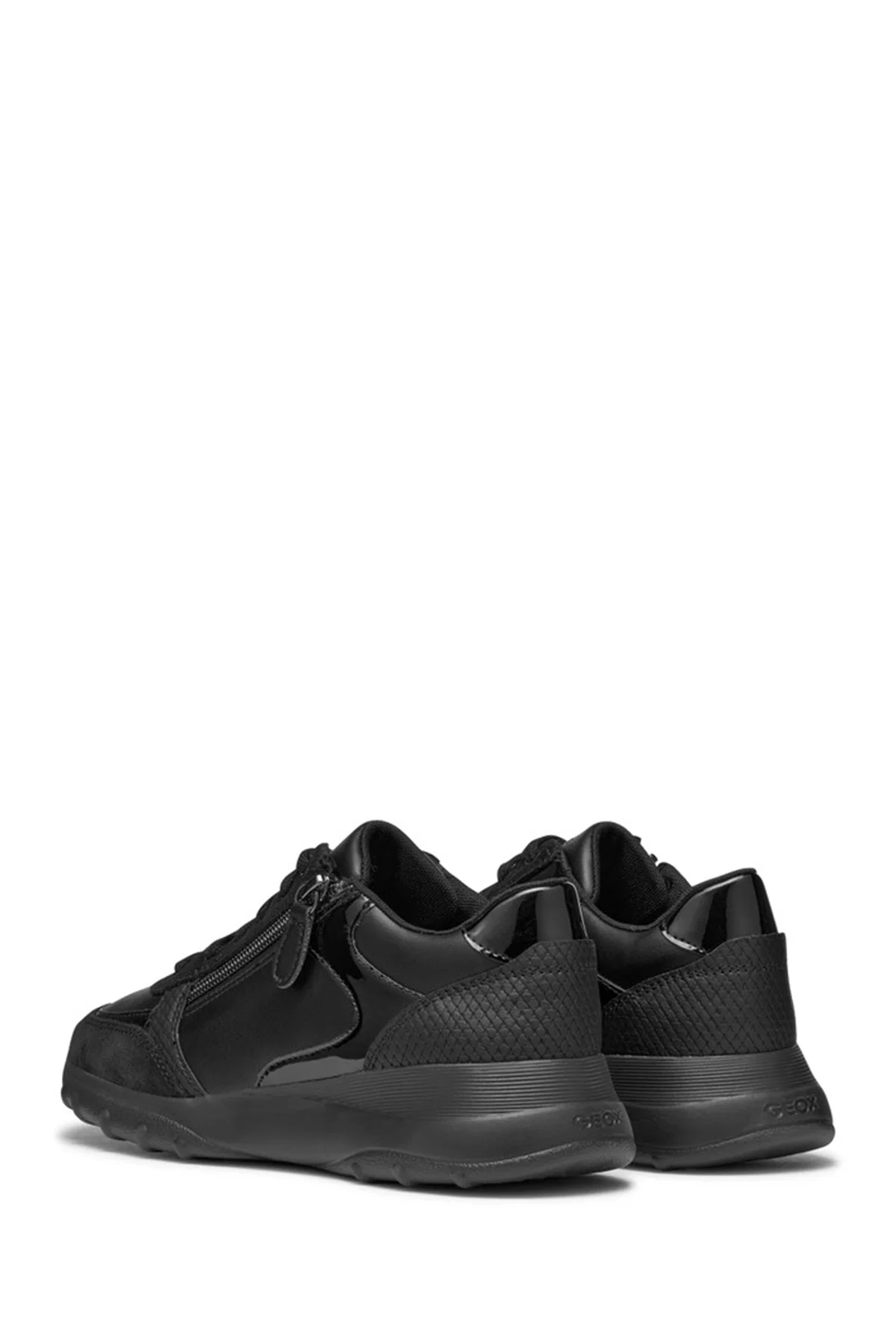 Geox Kadın Siyah Bağcıklı Kalın Tabanlı Deri Sneaker - Image 5