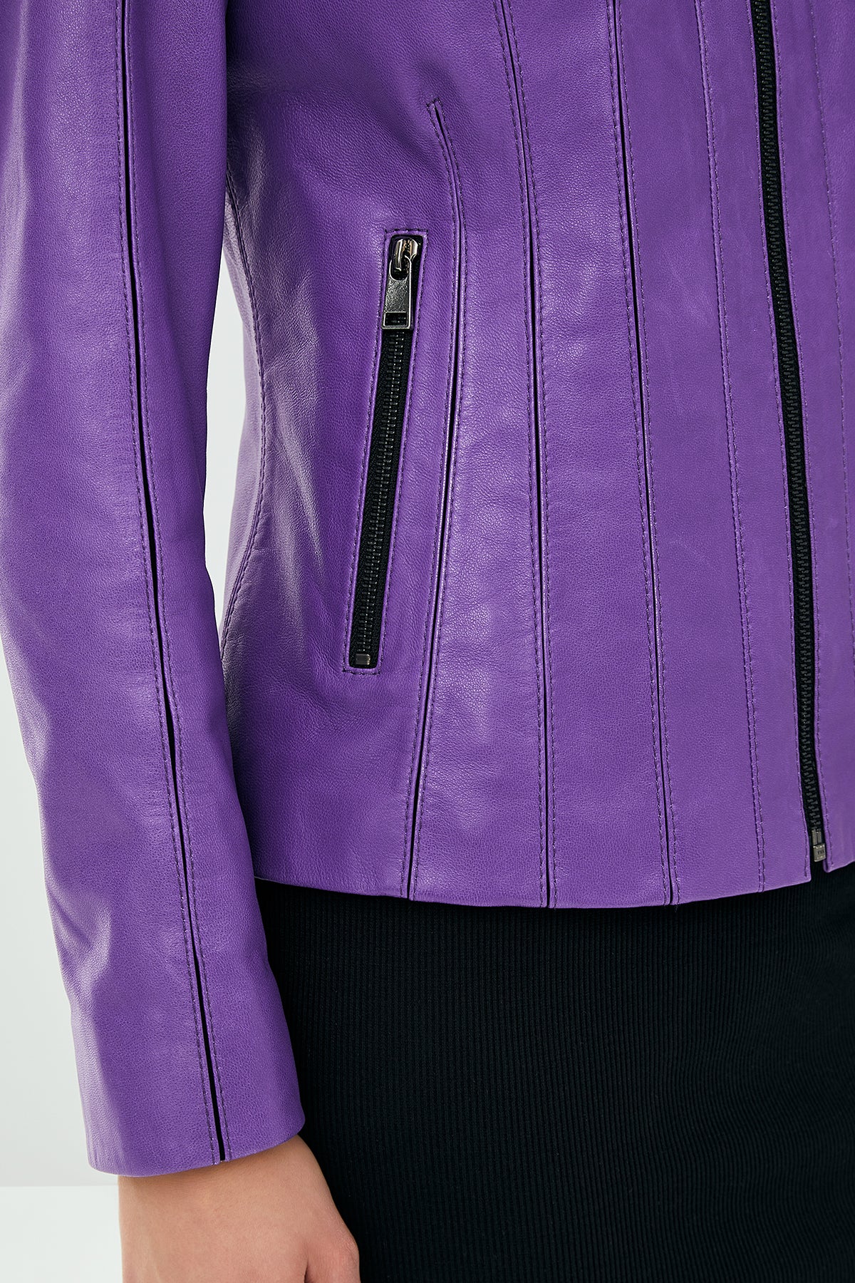 Joel Kadın Mor Slim-Fit Kısa Deri Ceket - Image 5
