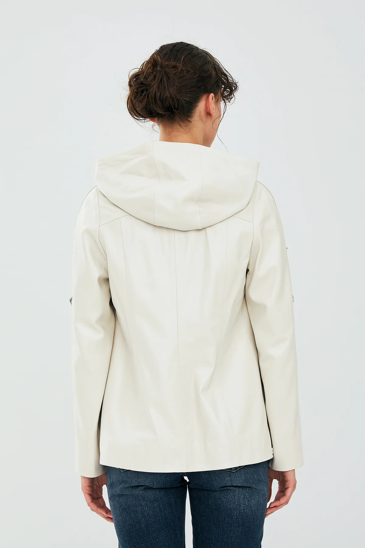 Judith Kadın Krem Kapüşonlu Oversize Deri Ceket - Image 3