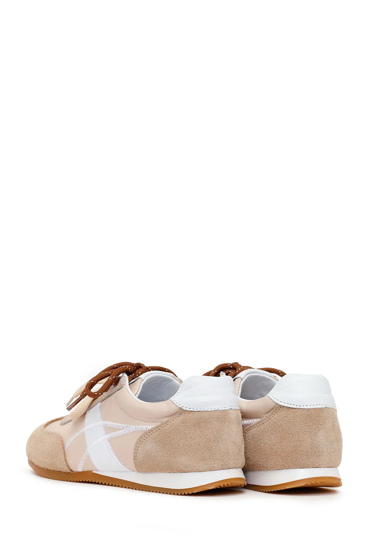 Kadın Bej Bağcıklı Deri Sneaker - Image 6