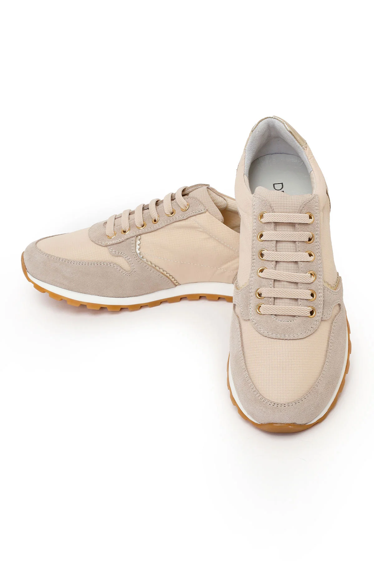Kadın Bej Bağcıklı Deri Sneaker - Image 10
