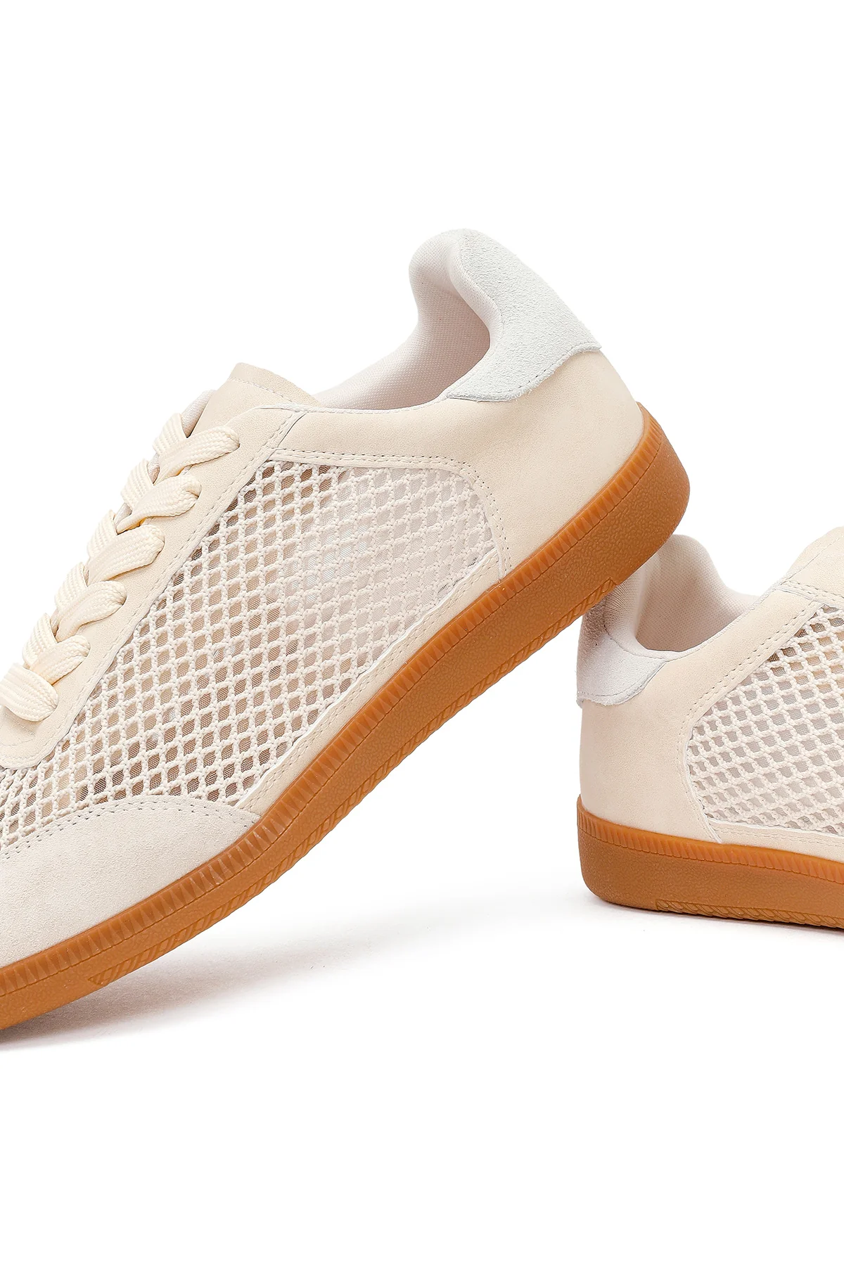 Kadın Bej Bağcıklı Fileli Süet Deri Sneaker - Image 10