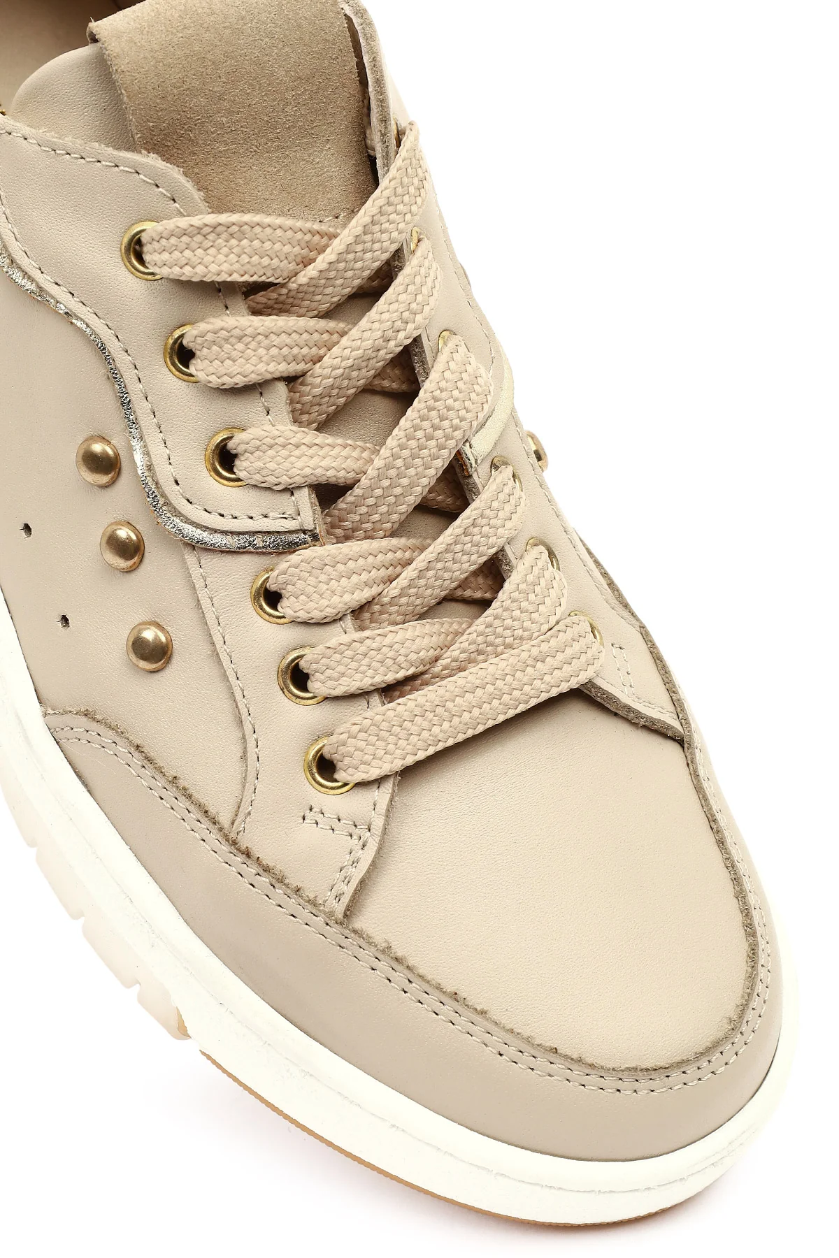Kadın Bej Bağcıklı Kalın Tabanlı Deri Sneaker - Image 9
