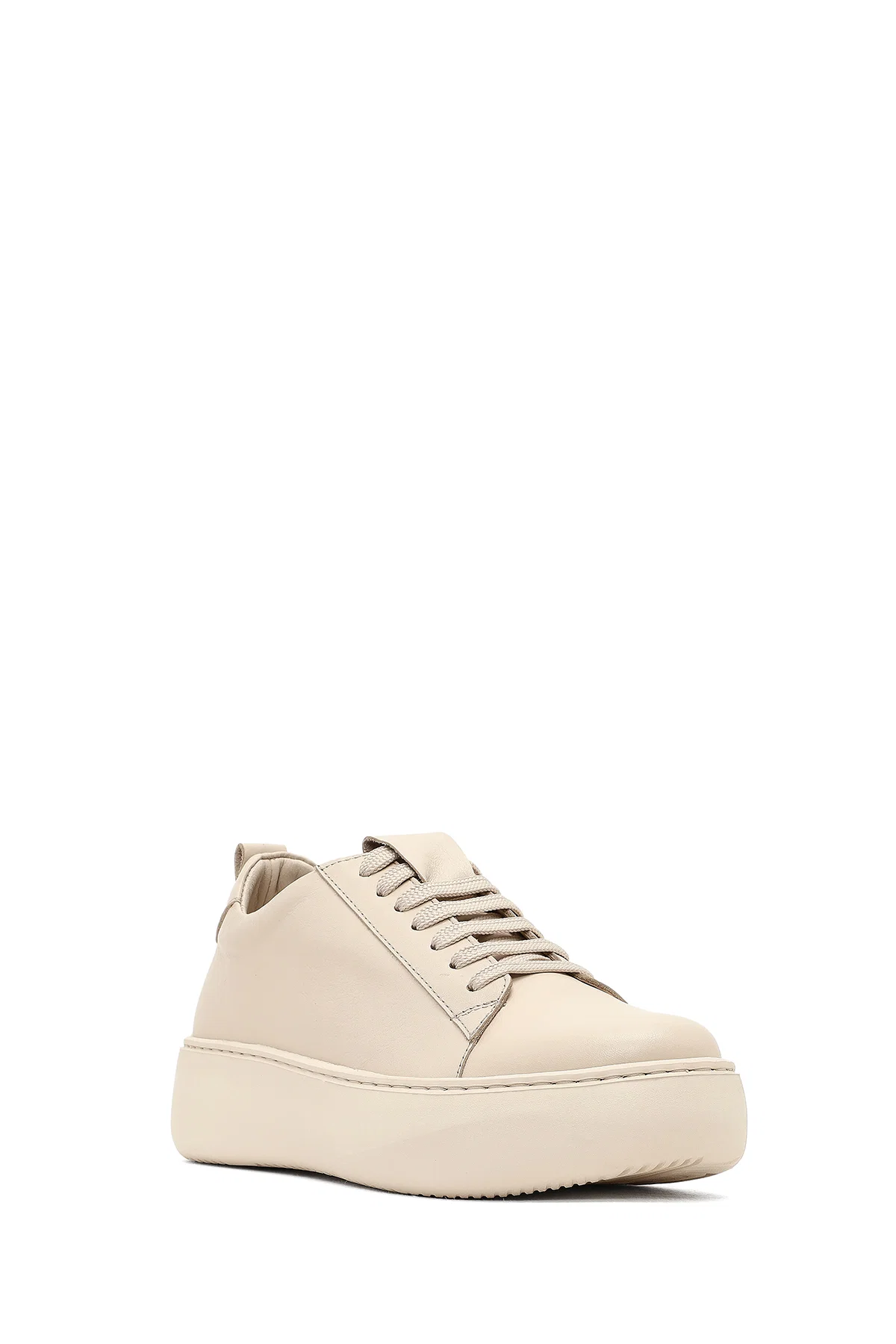 Kadın Bej Bağcıklı Kalın Tabanlı Deri Sneaker - Image 6