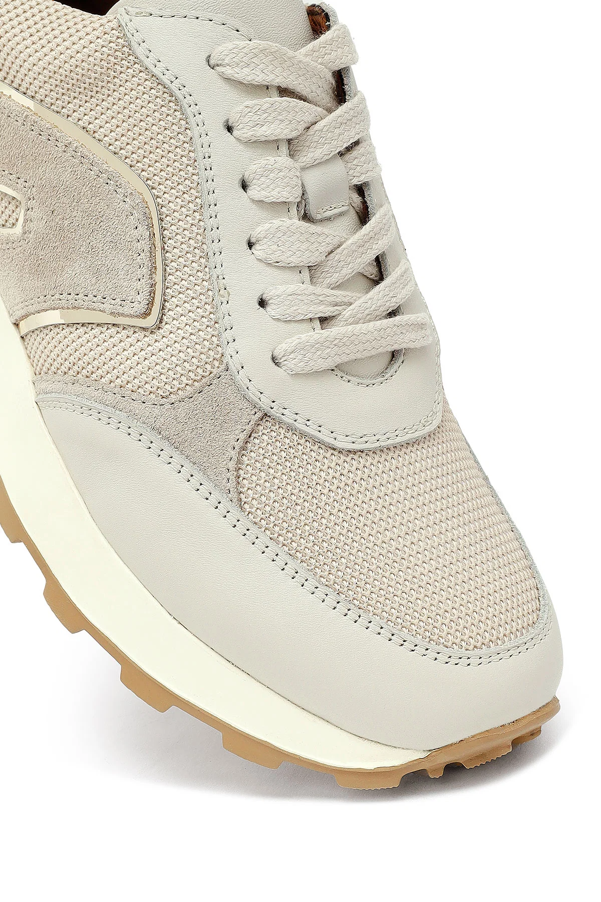 Kadın Bej Bağcıklı Kalın Tabanlı Deri Sneaker - Image 9