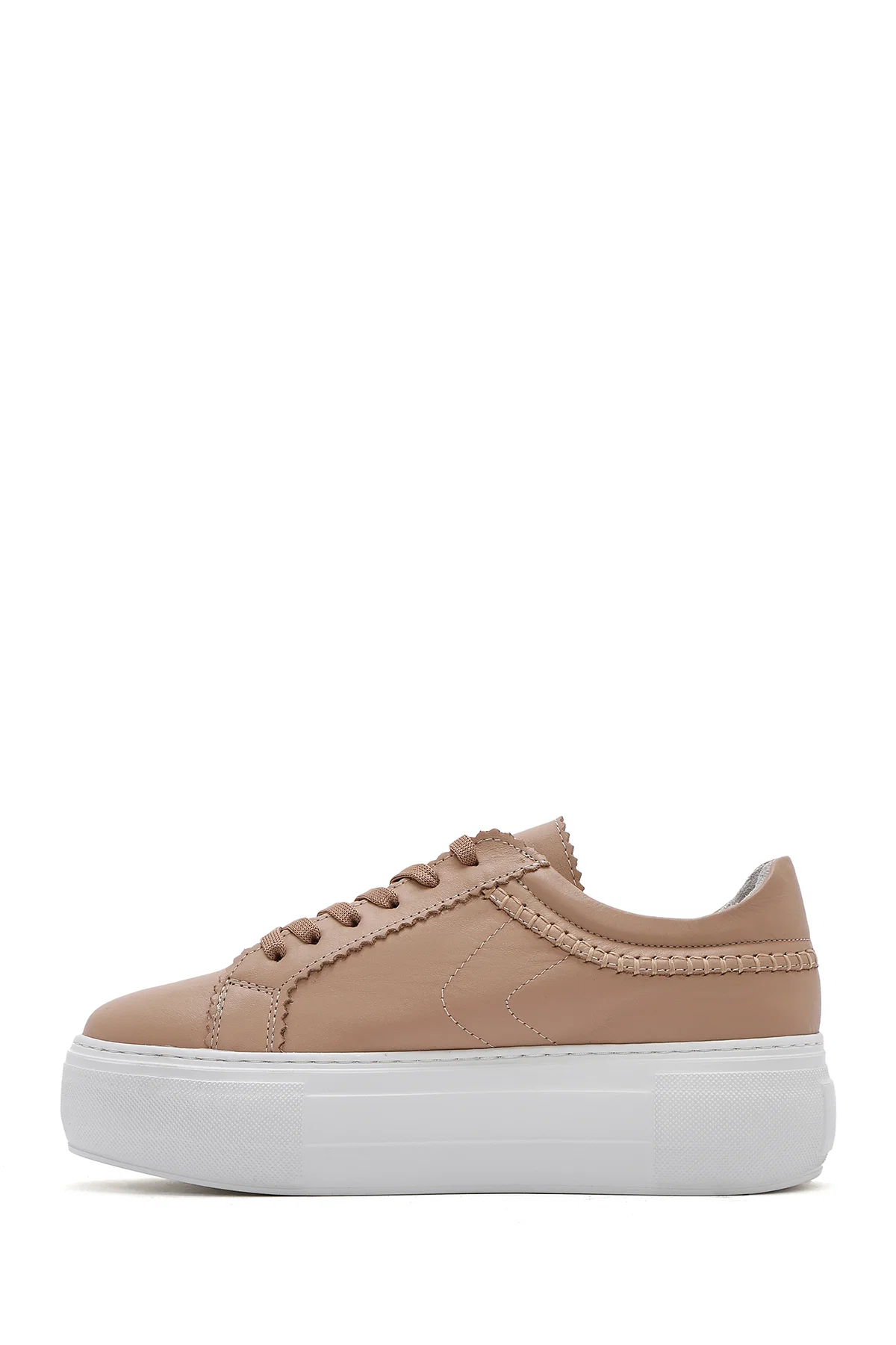 Kadın Bej Bağcıklı Kalın Tabanlı Deri Sneaker - Image 2