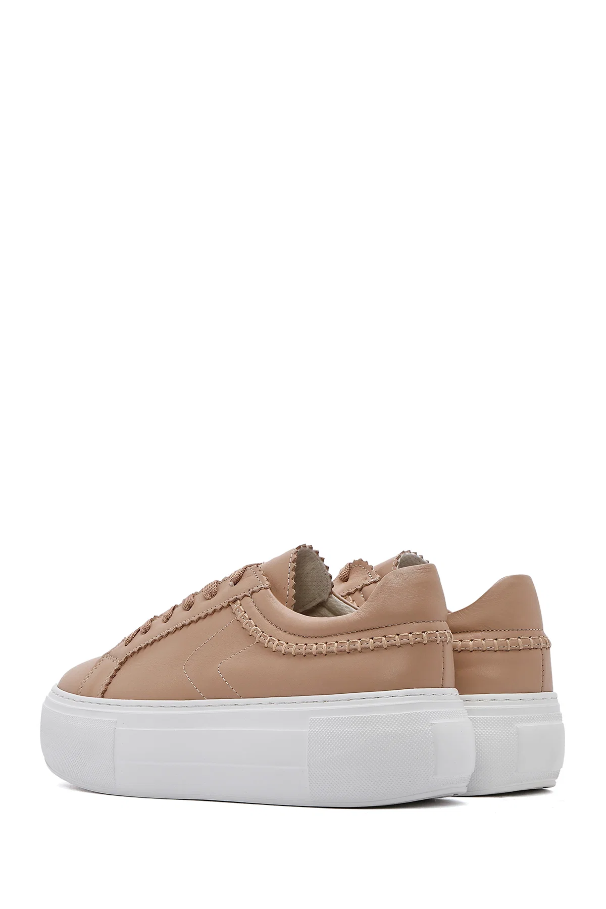 Kadın Bej Bağcıklı Kalın Tabanlı Deri Sneaker - Image 5