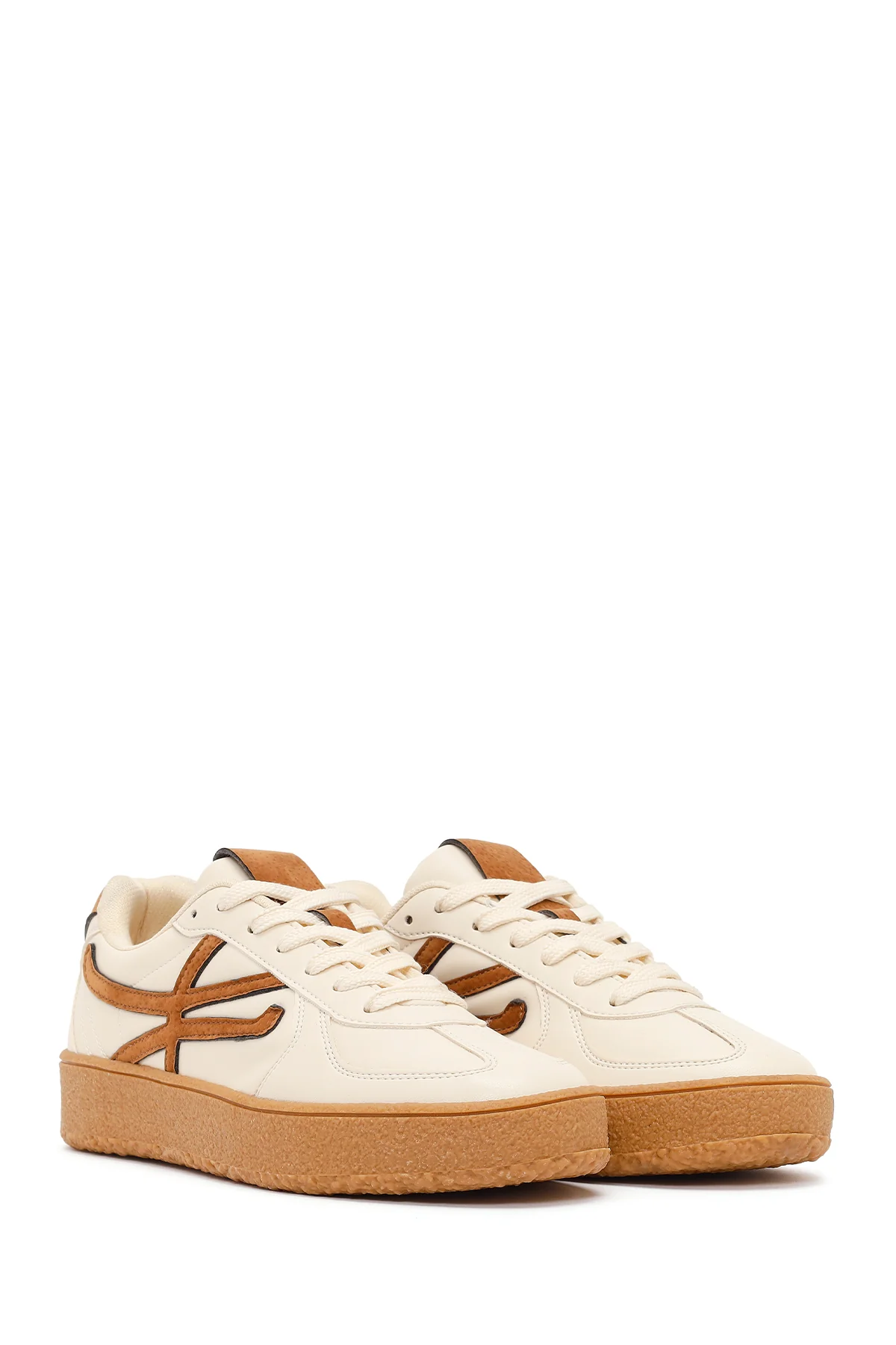 Kadın Bej Bağcıklı Kalın Tabanlı Sneaker - Image 3