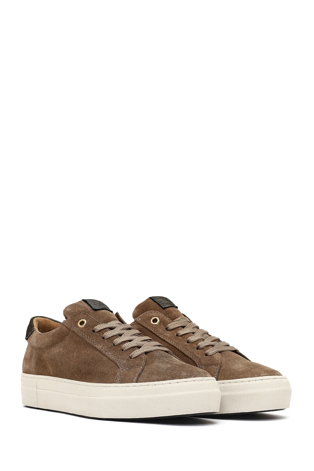Kadın Bej Bağcıklı Kalın Tabanlı Süet Deri Sneaker - Image 3