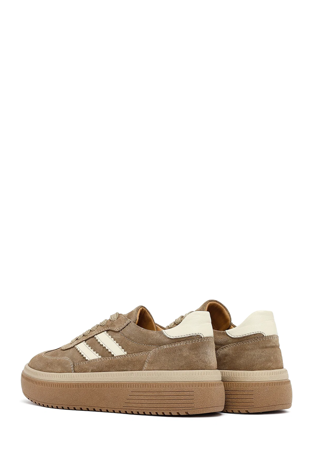 Kadın Bej Bağcıklı Kalın Tabanlı Süet Deri Sneaker - Image 5
