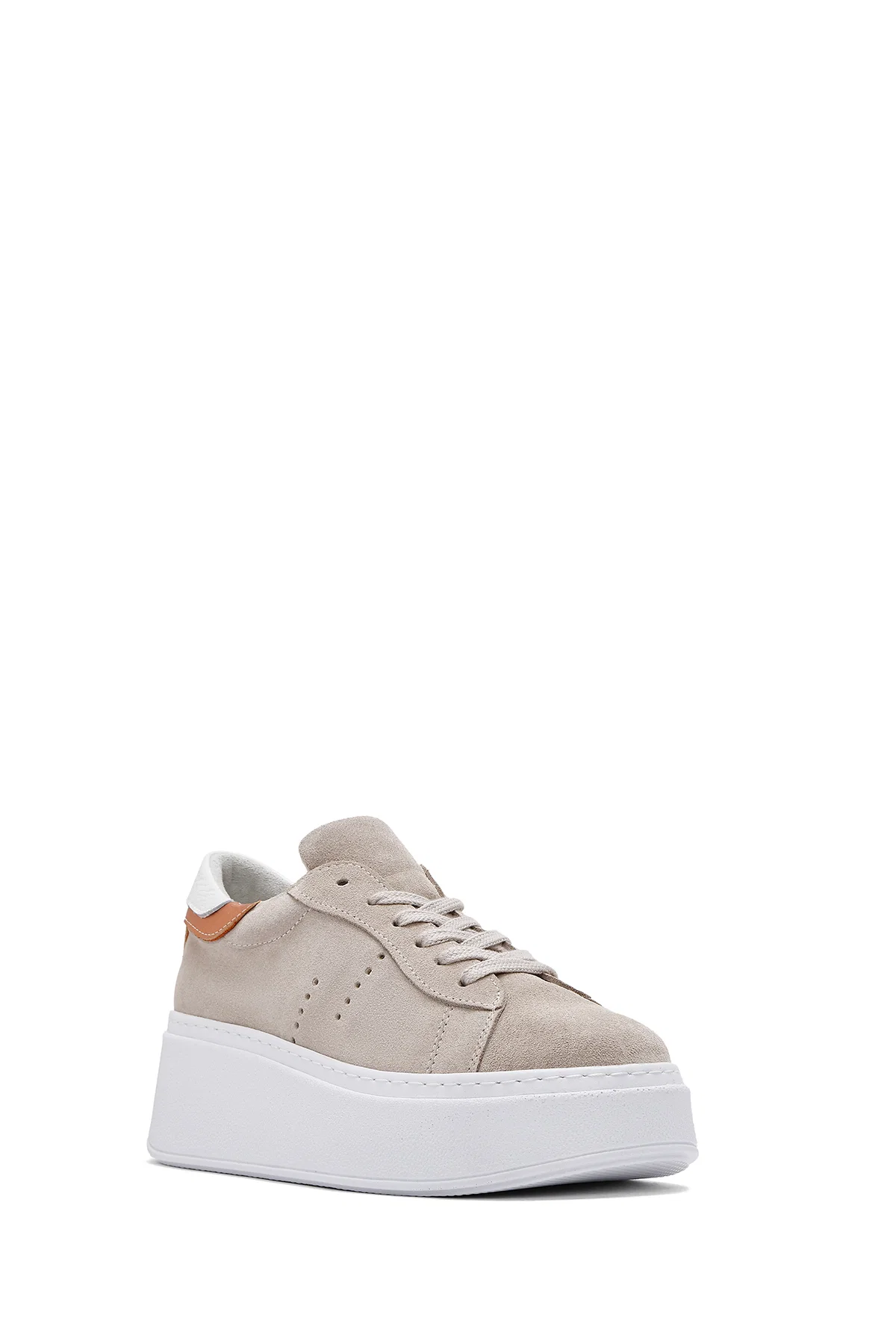 Kadın Bej Bağcıklı Kalın Tabanlı Süet Deri Sneaker - Image 6