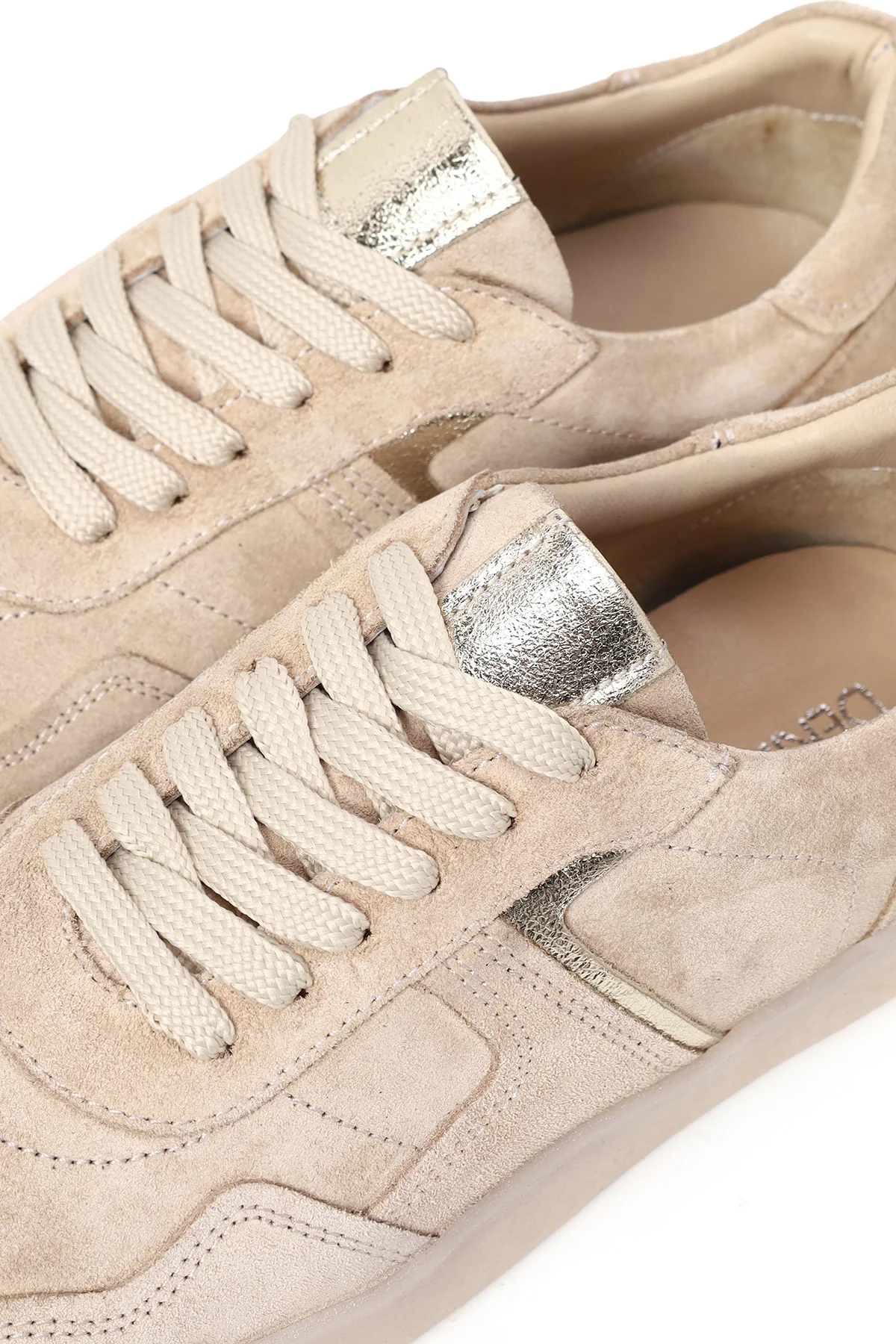 Kadın Bej Bağcıklı Kalın Tabanlı Süet Deri Sneaker - Image 10