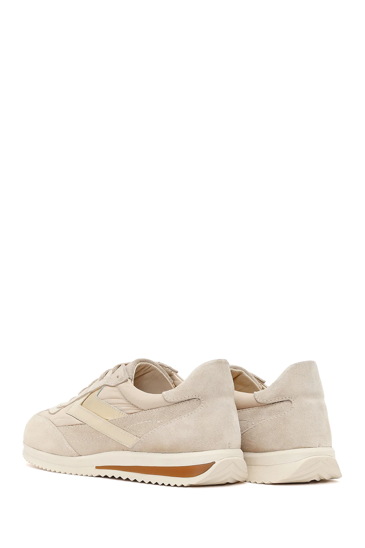 Kadın Bej Bağcıklı Süet Deri Sneaker - Image 6