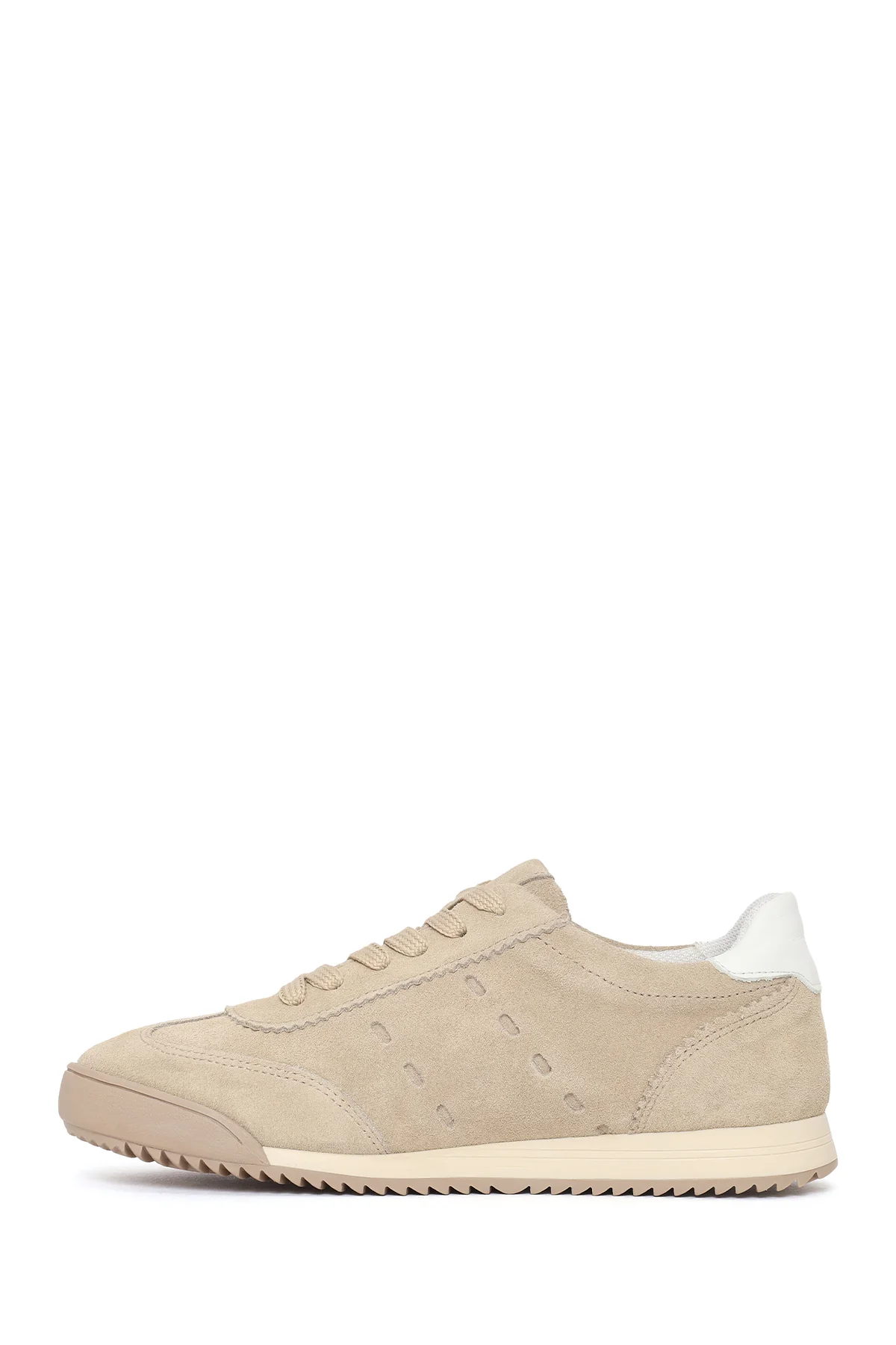 Kadın Bej Bağcıklı Süet Deri Sneaker - Image 3