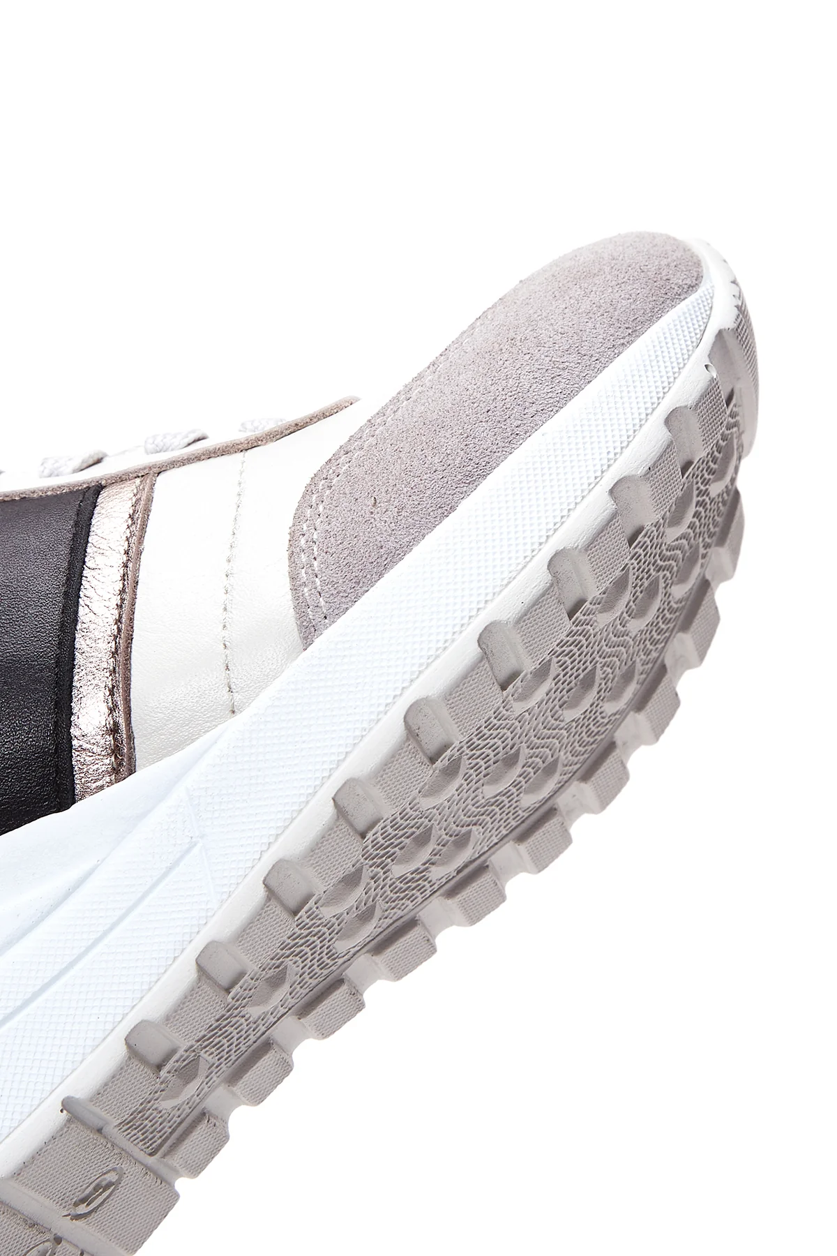 Kadın Bej Deri Dolgu Topuklu Sneaker - Image 7