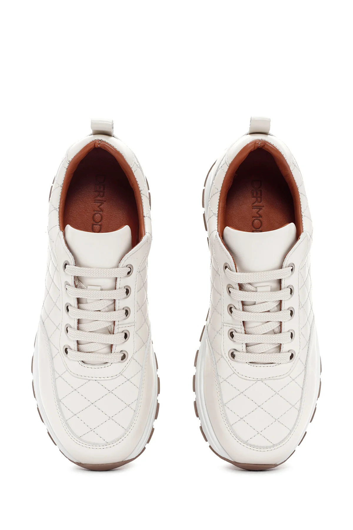 Kadın Bej Deri Kapitone Sneaker - Image 7