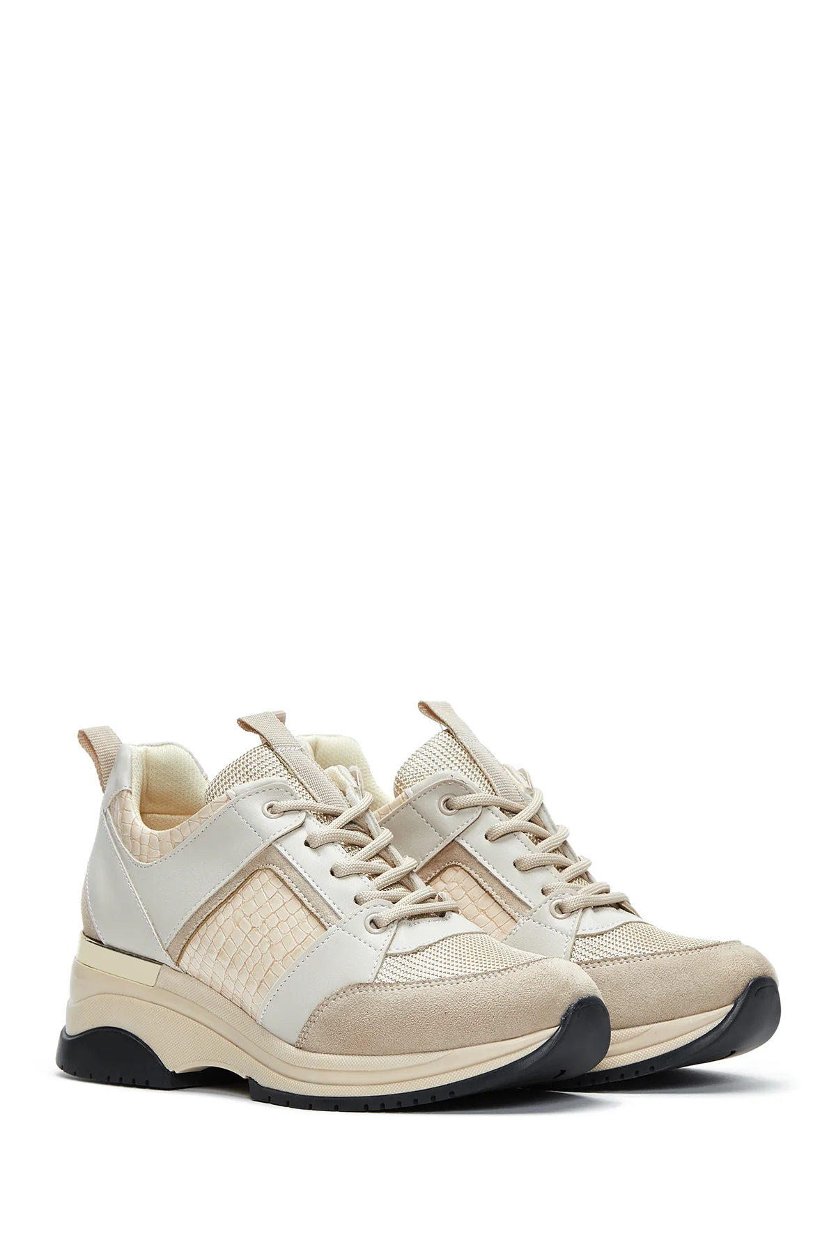 Kadın Bej Kalın Tabanlı Sneaker - Image 3
