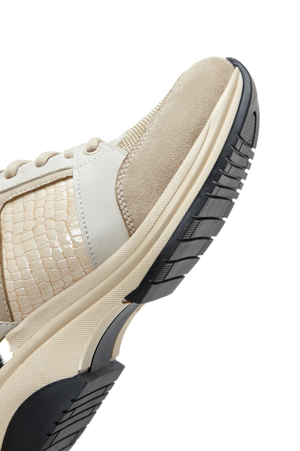 Kadın Bej Kalın Tabanlı Sneaker - Image 7