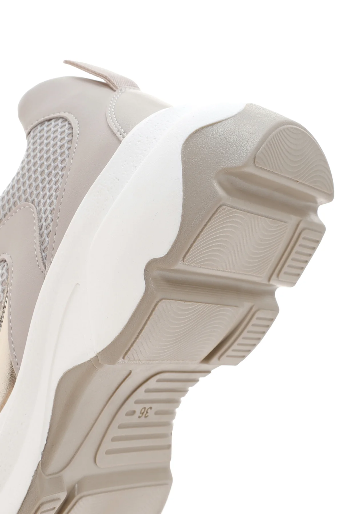 Kadın Bej Kalın Tabanlı Sneaker - Image 9