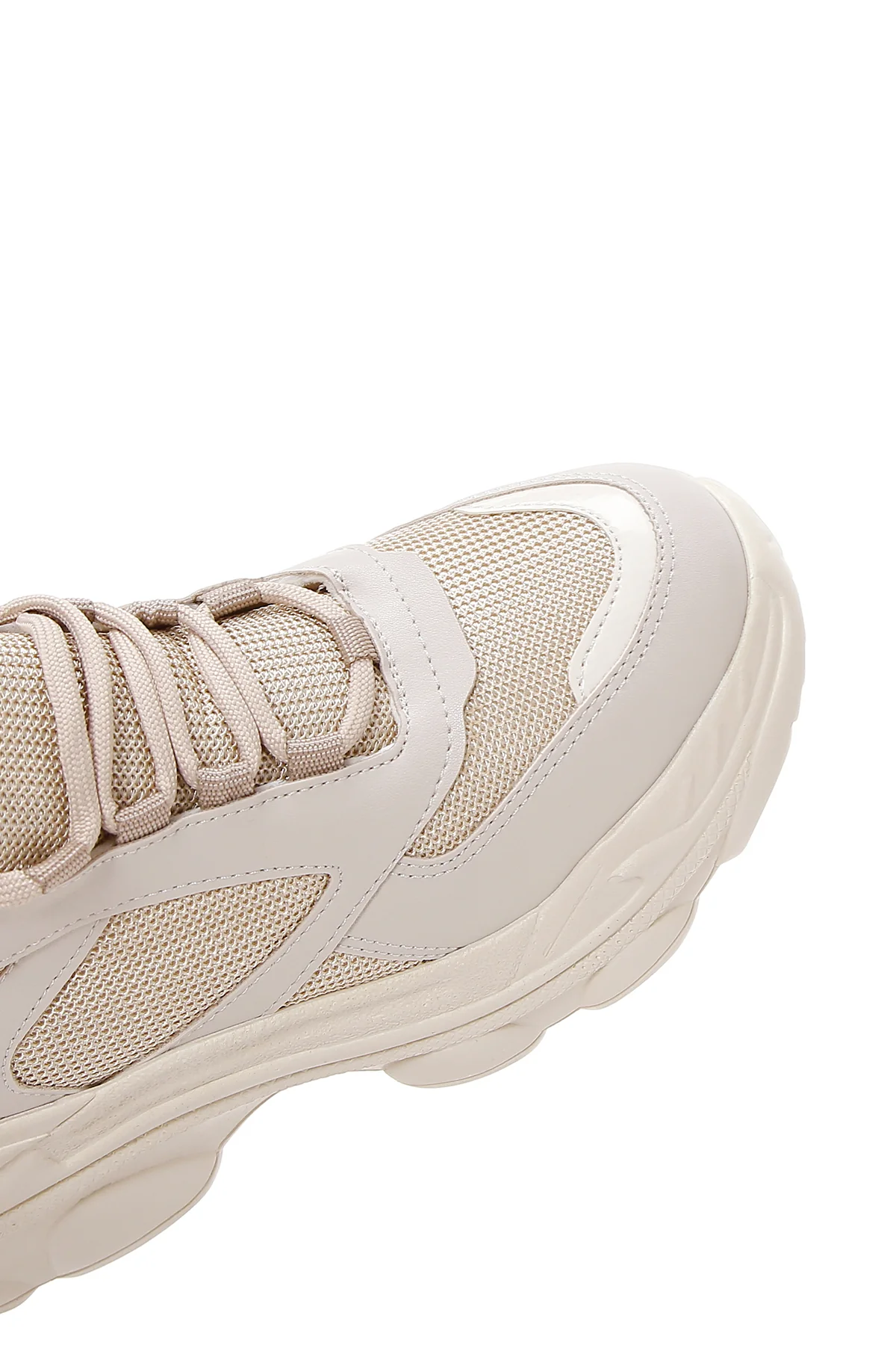 Kadın Bej Kalın Tabanlı Sneaker - Image 8