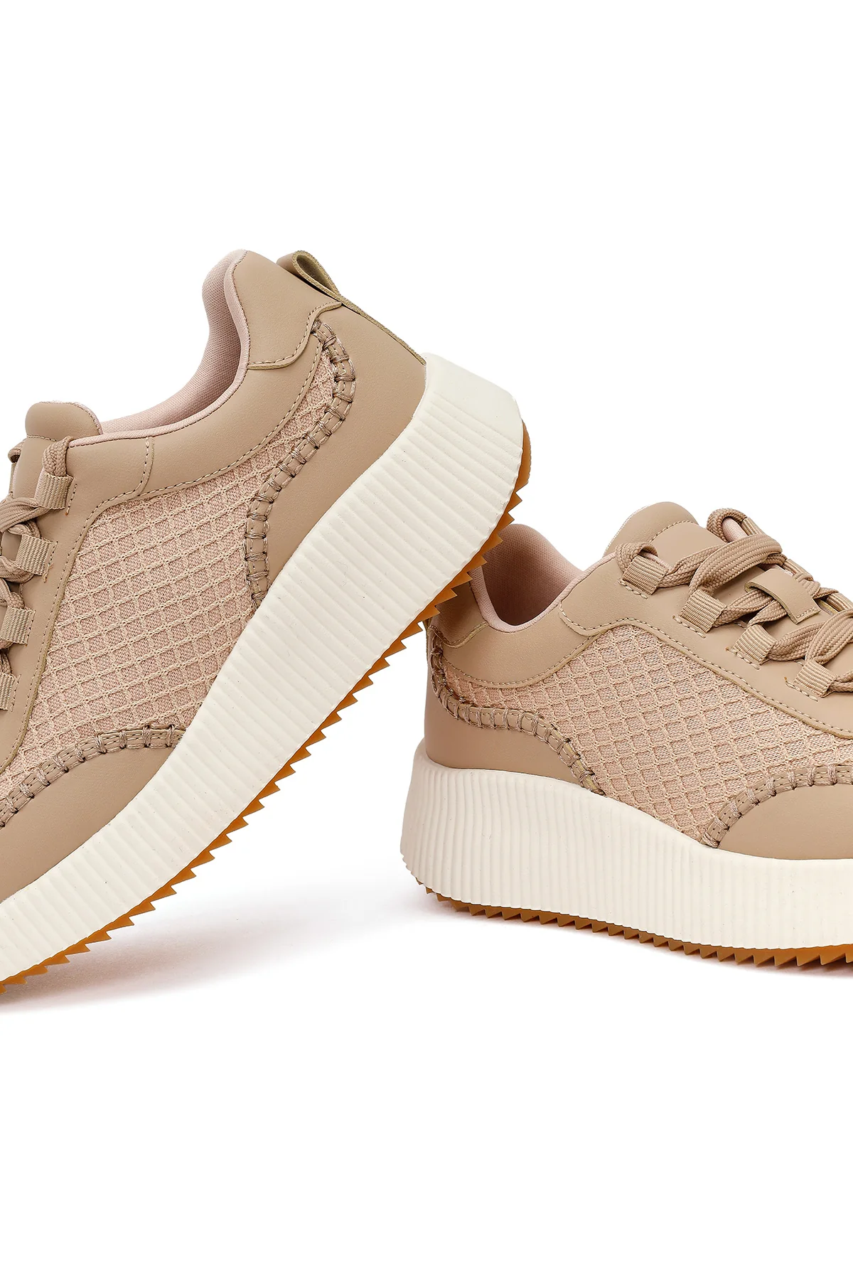 Kadın Bej Kalın Tabanlı Sneaker - Image 10