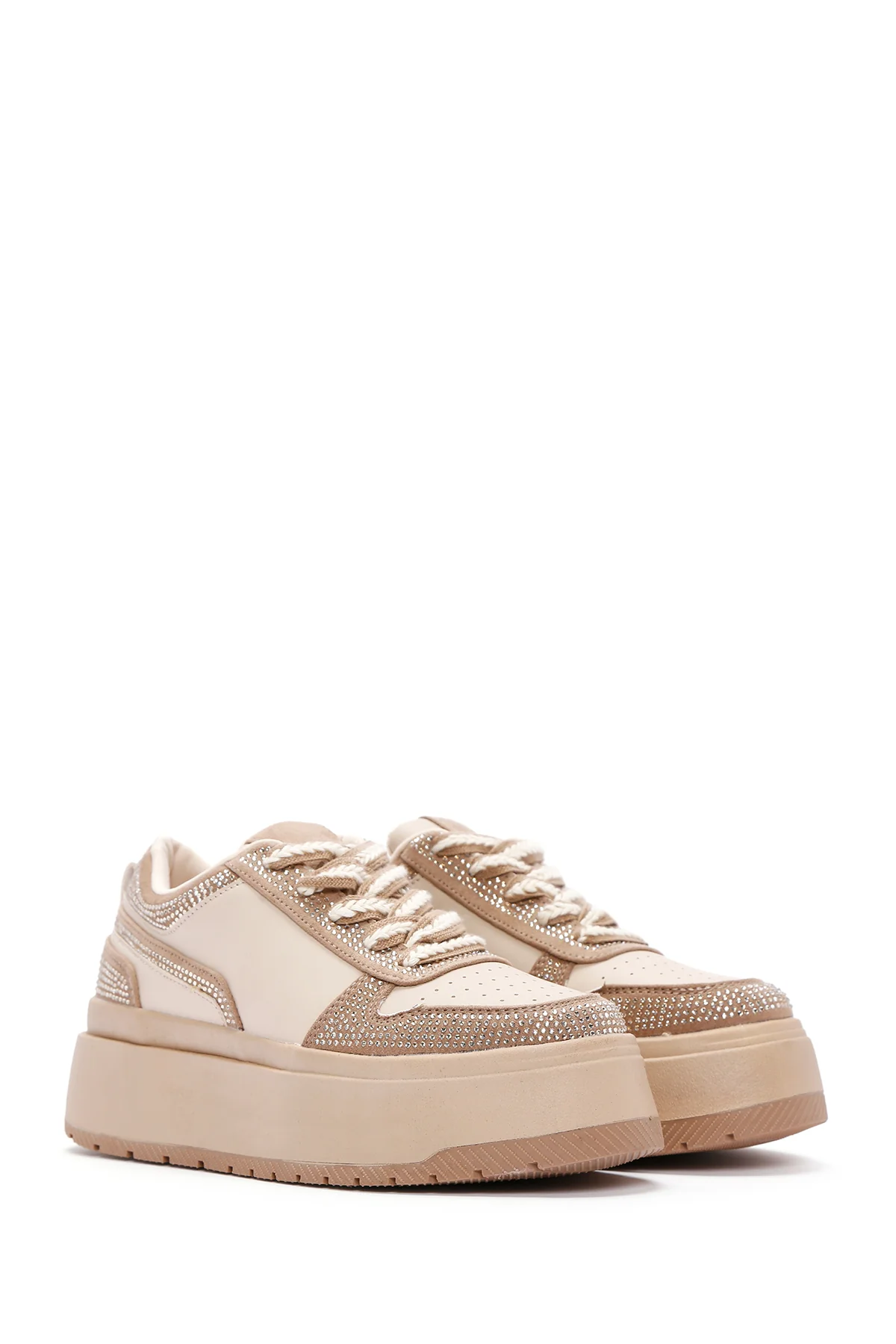 Kadın Bej Kalın Tabanlı Taşlı Bağcıklı Sneaker - Image 3