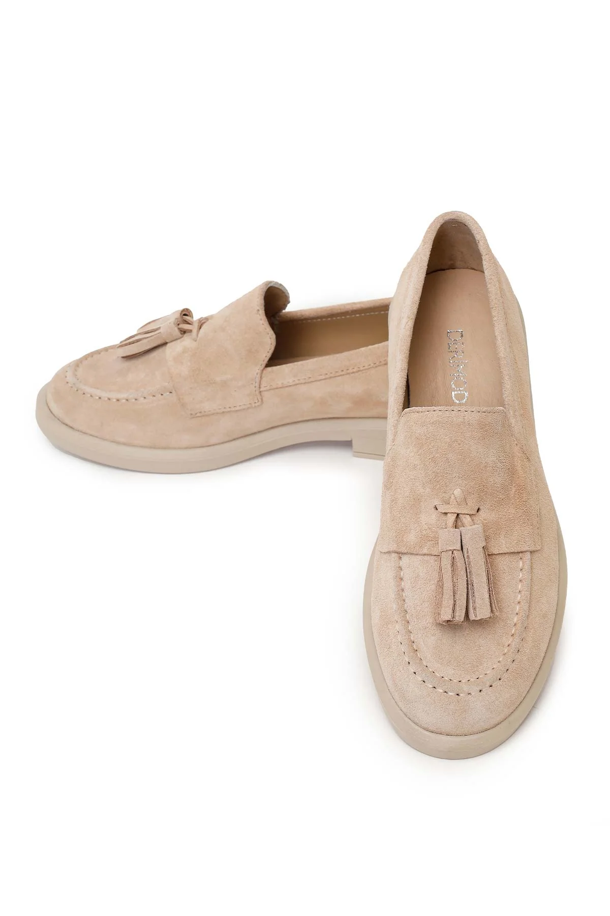 Kadın Bej Püsküllü Süet Deri Loafer - Image 10
