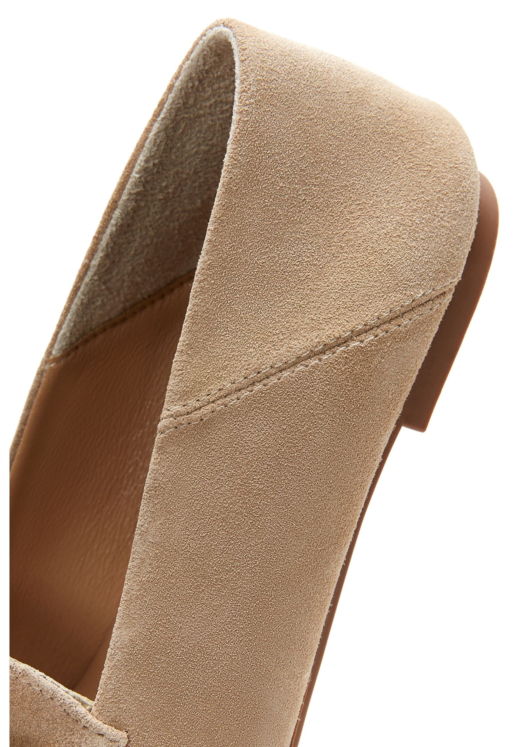 Kadın Bej Süet Deri Maskülen Loafer - Image 7