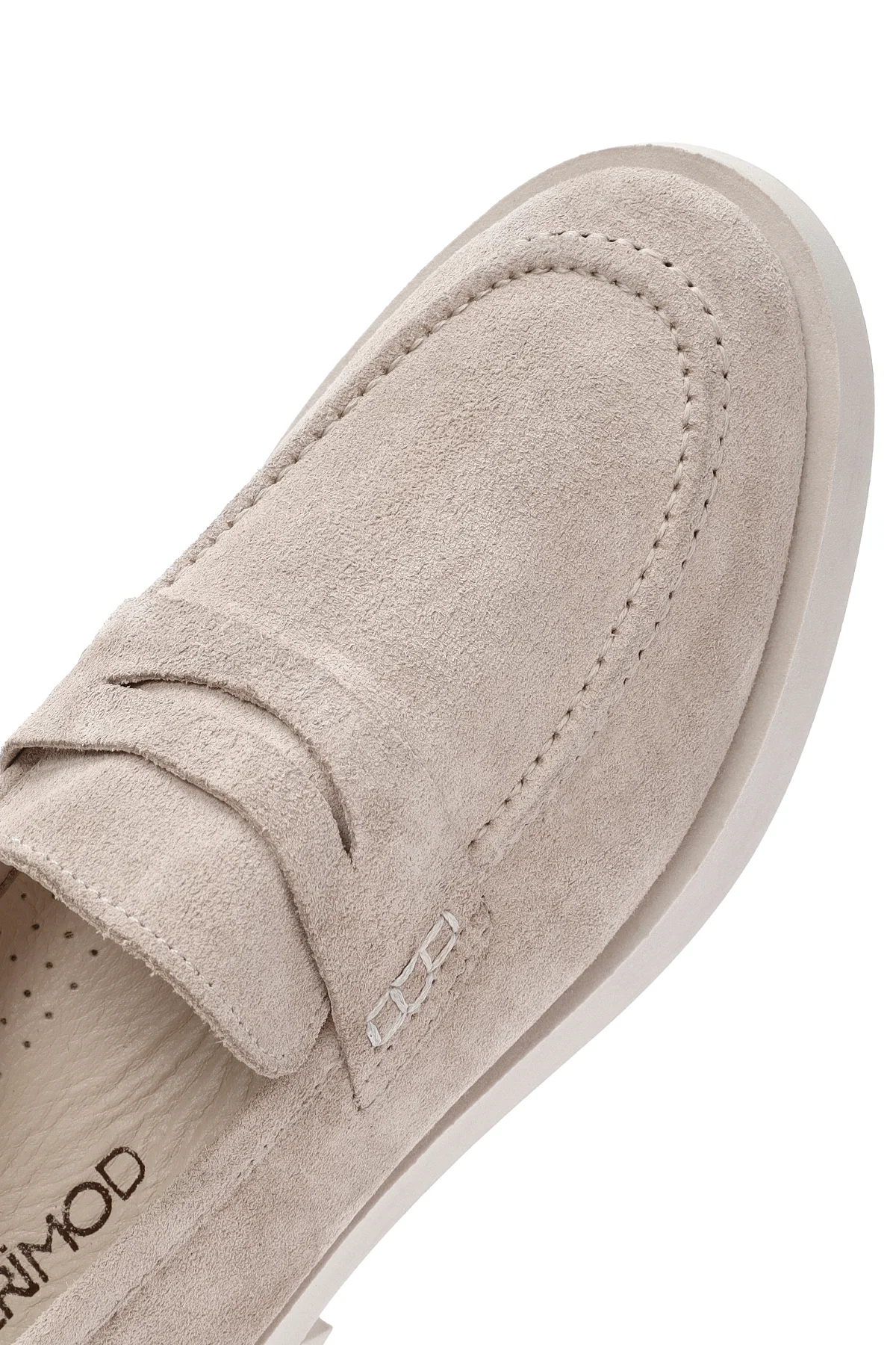 Kadın Bej Süet Deri Maskülen Loafer - Image 9