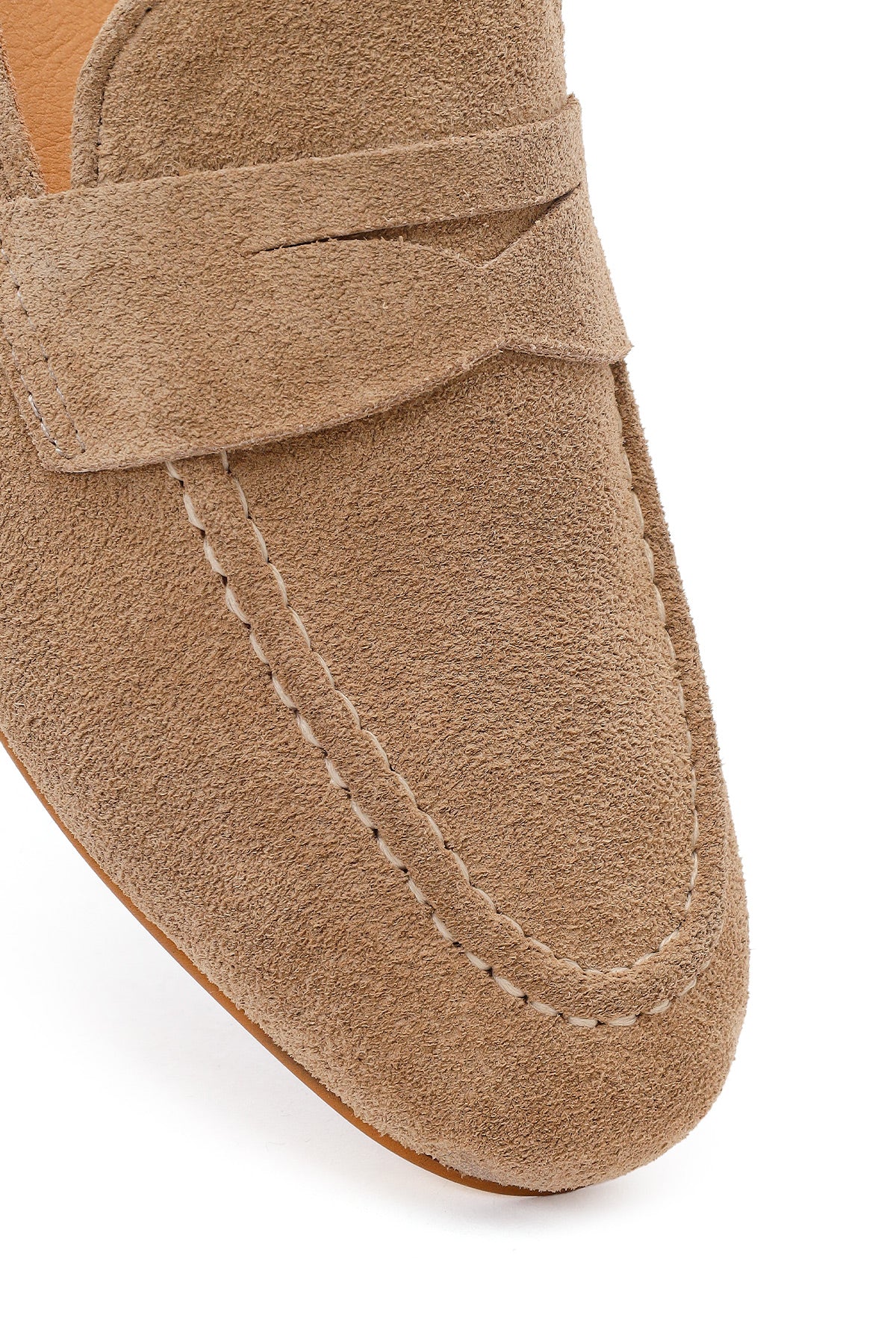 Kadın Bej Süet Deri Maskülen Loafer - Image 9