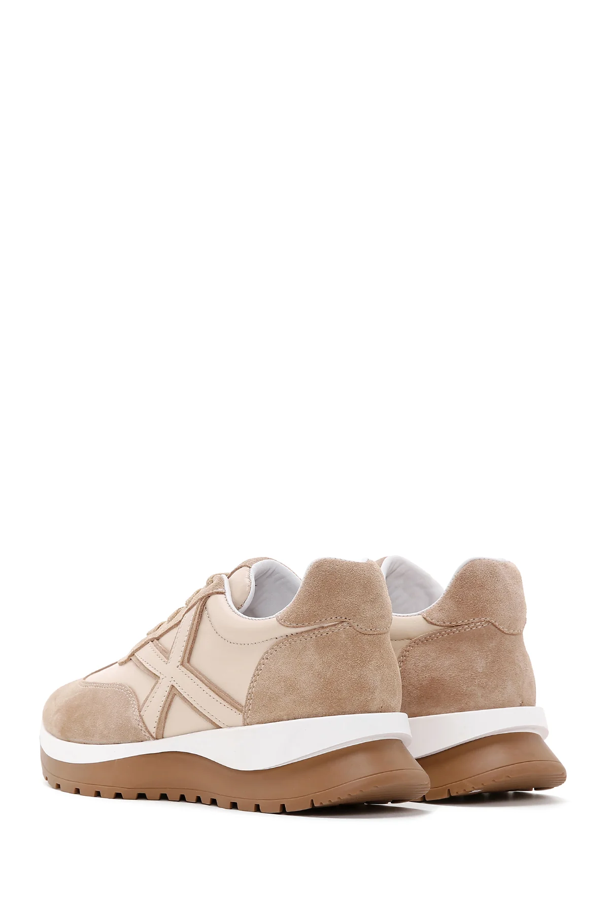 Kadın Bej Süet Detaylı Deri Sneaker - Image 5