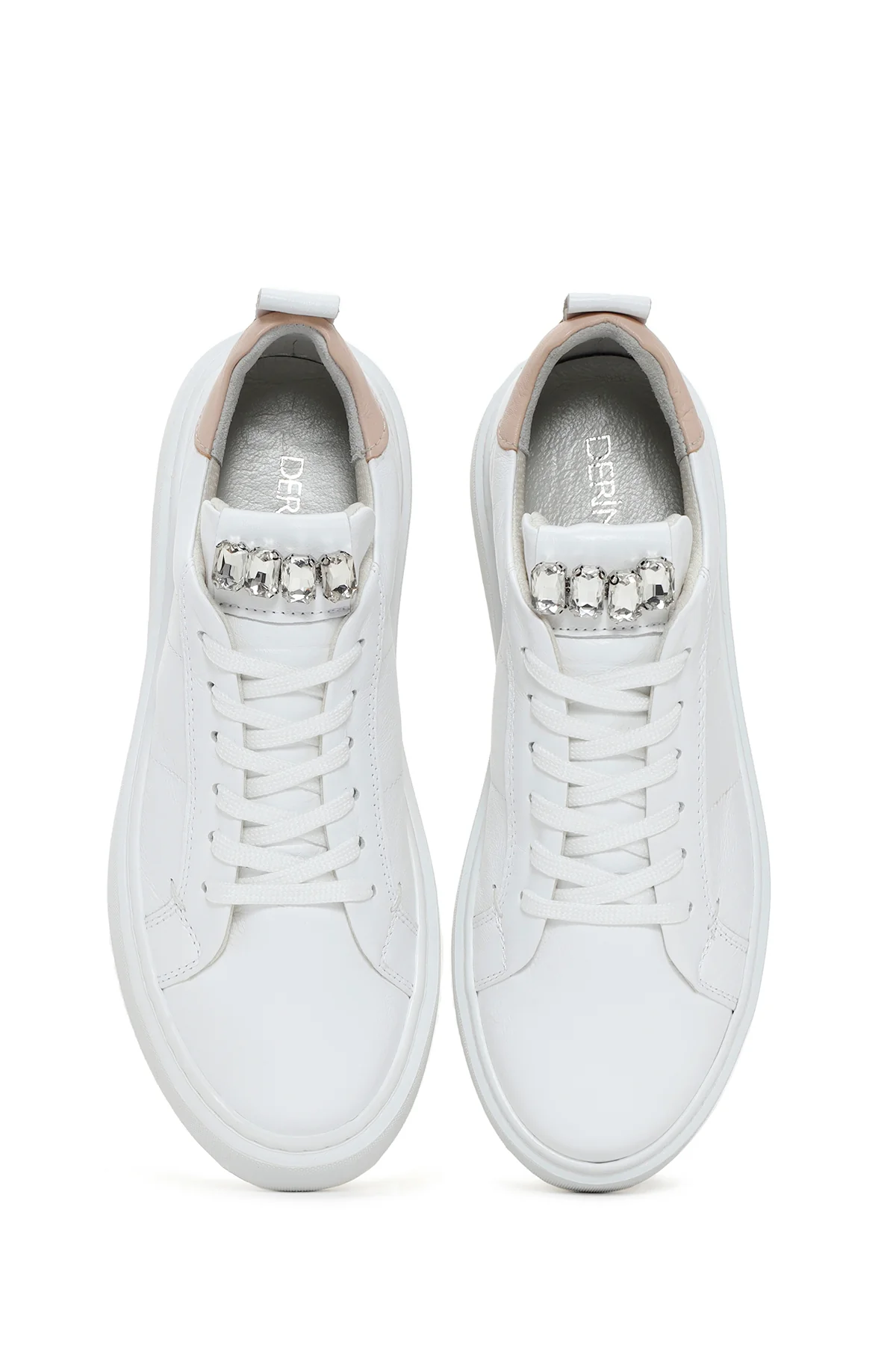 Kadın Beyaz Bağcıklı Aksesuar Detaylı Deri Sneaker - Image 7