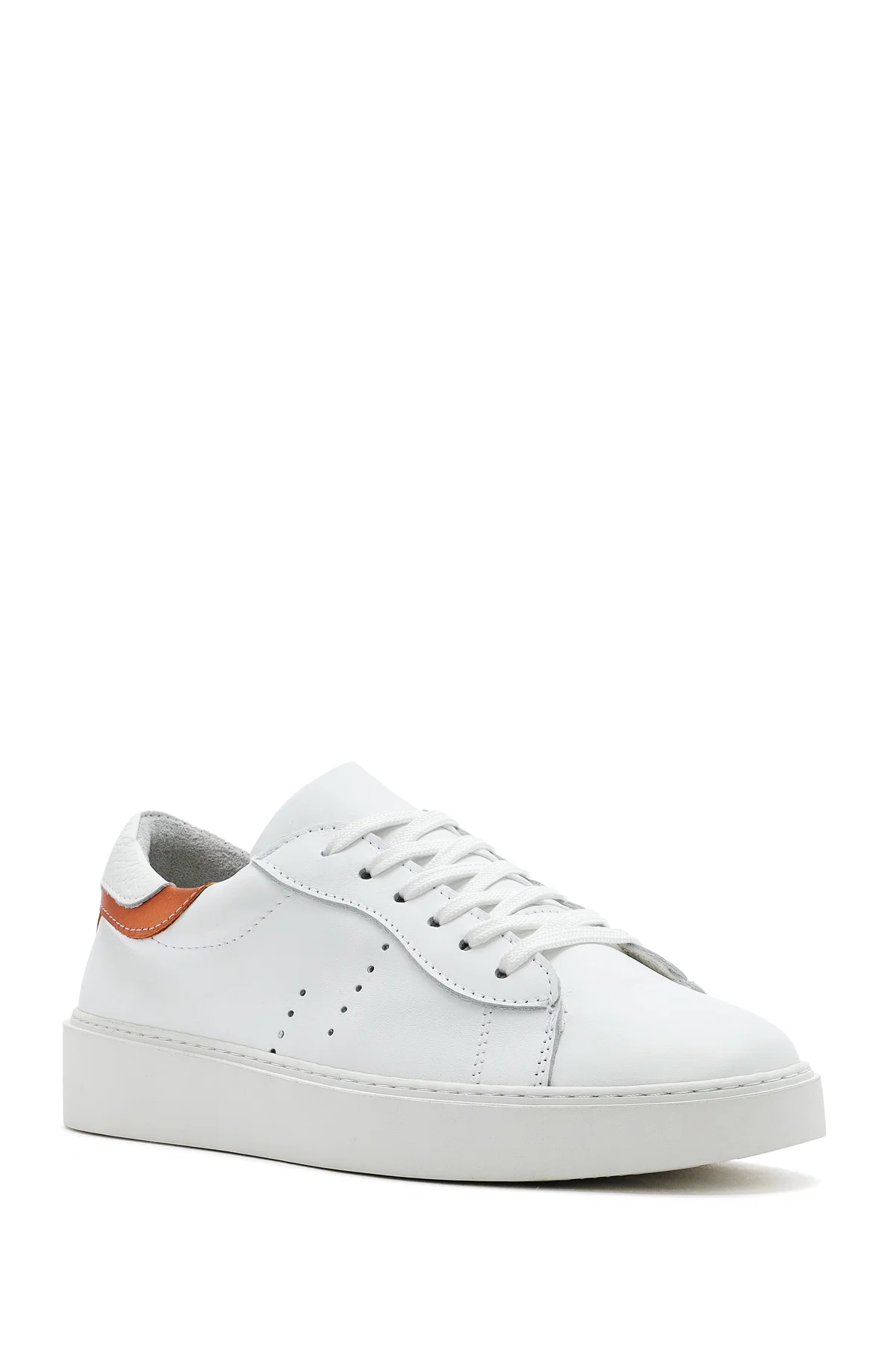 Kadın Beyaz Bağcıklı Deri Sneaker - Image 7
