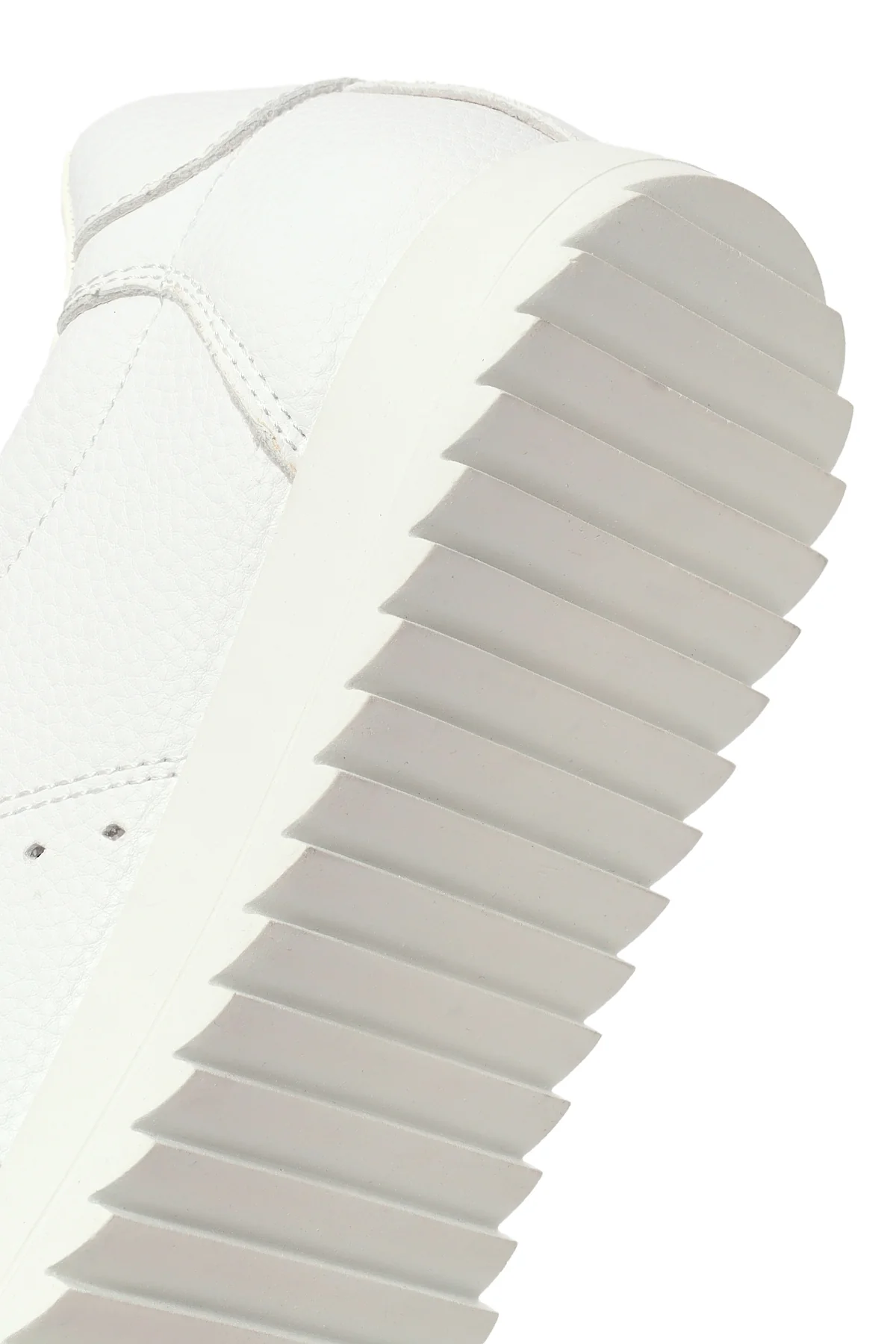 Kadın Beyaz Bağcıklı Deri Sneaker - Image 9