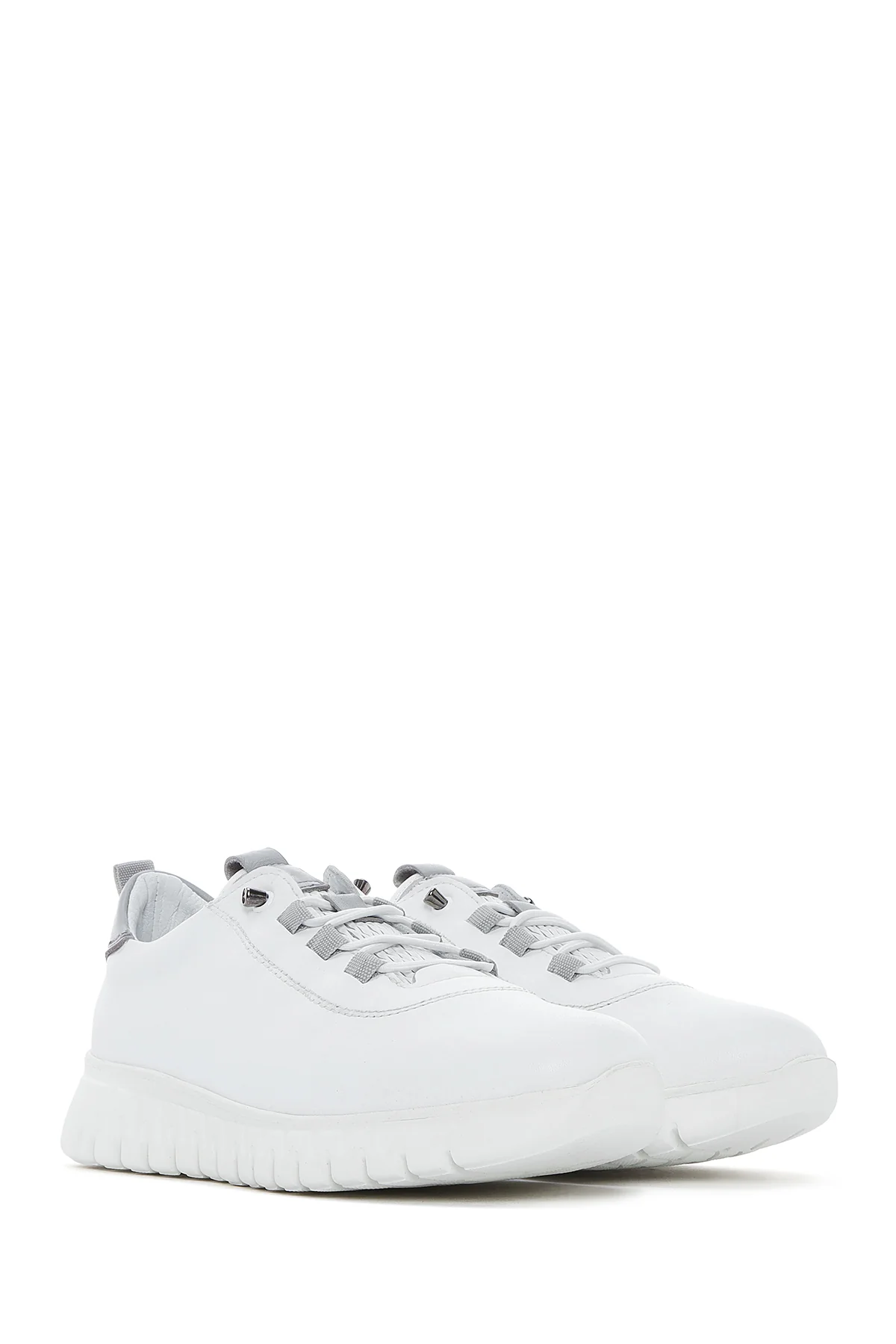 Kadın Beyaz Bağcıklı Deri Sneaker - Image 2