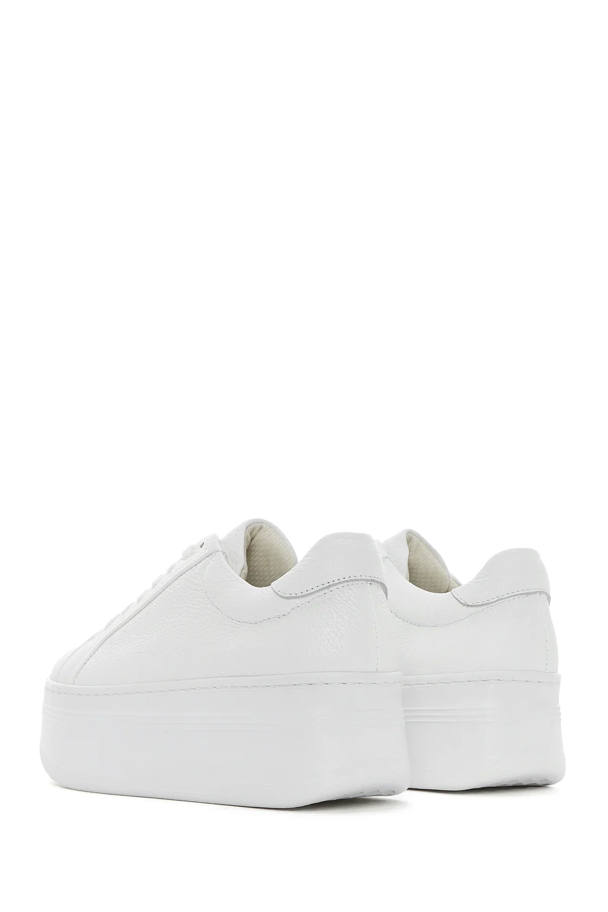 Kadın Beyaz Bağcıklı Kalın Tabanlı Deri Sneaker - Image 5