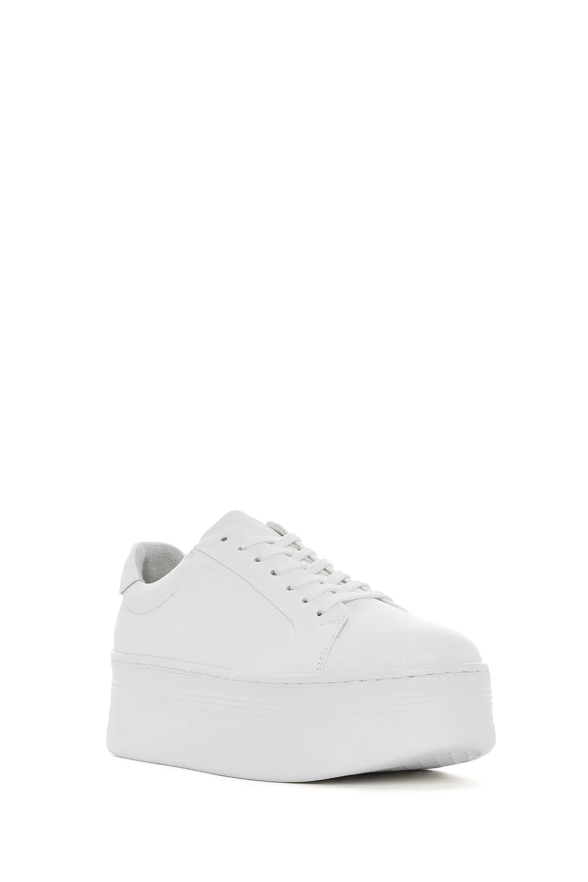 Kadın Beyaz Bağcıklı Kalın Tabanlı Deri Sneaker - Image 7