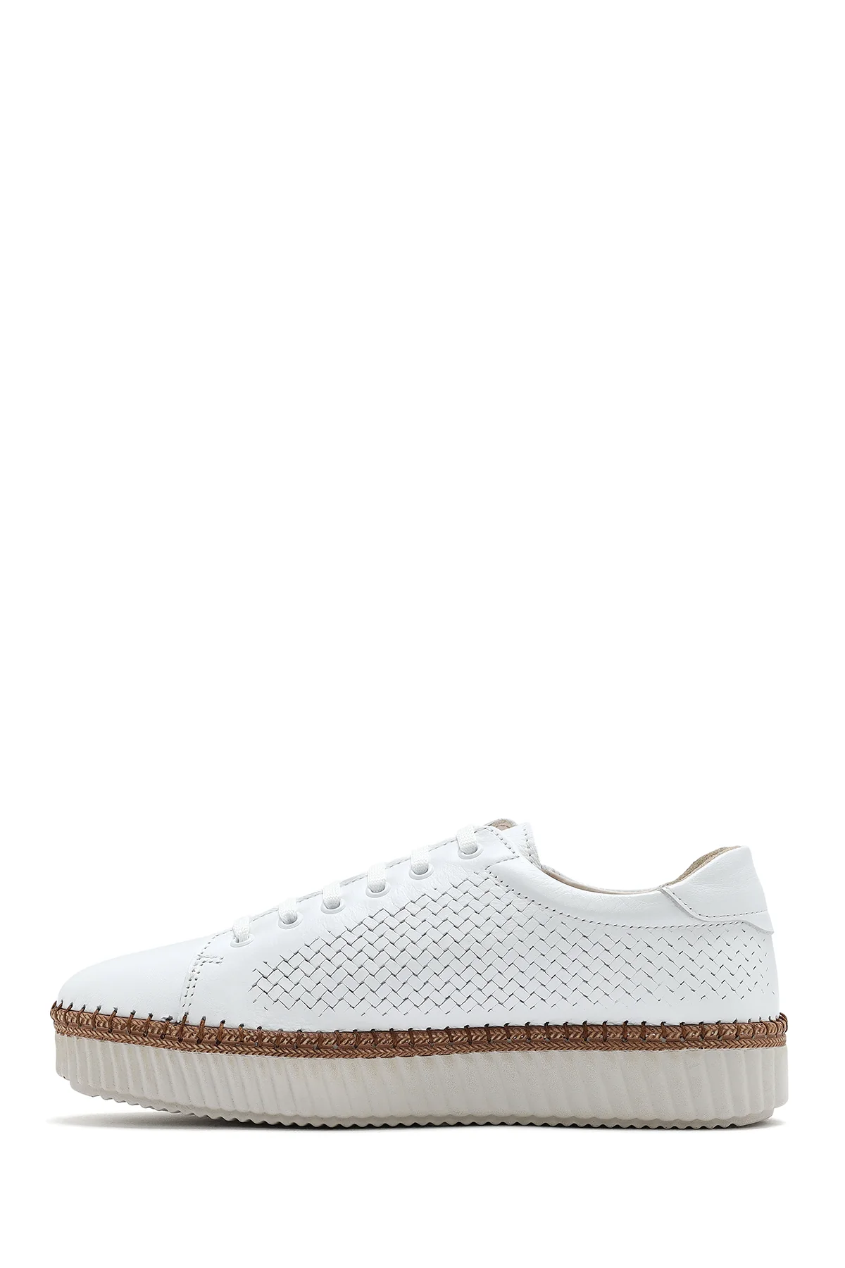 Kadın Beyaz Bağcıklı Kalın Tabanlı Deri Sneaker - Image 3