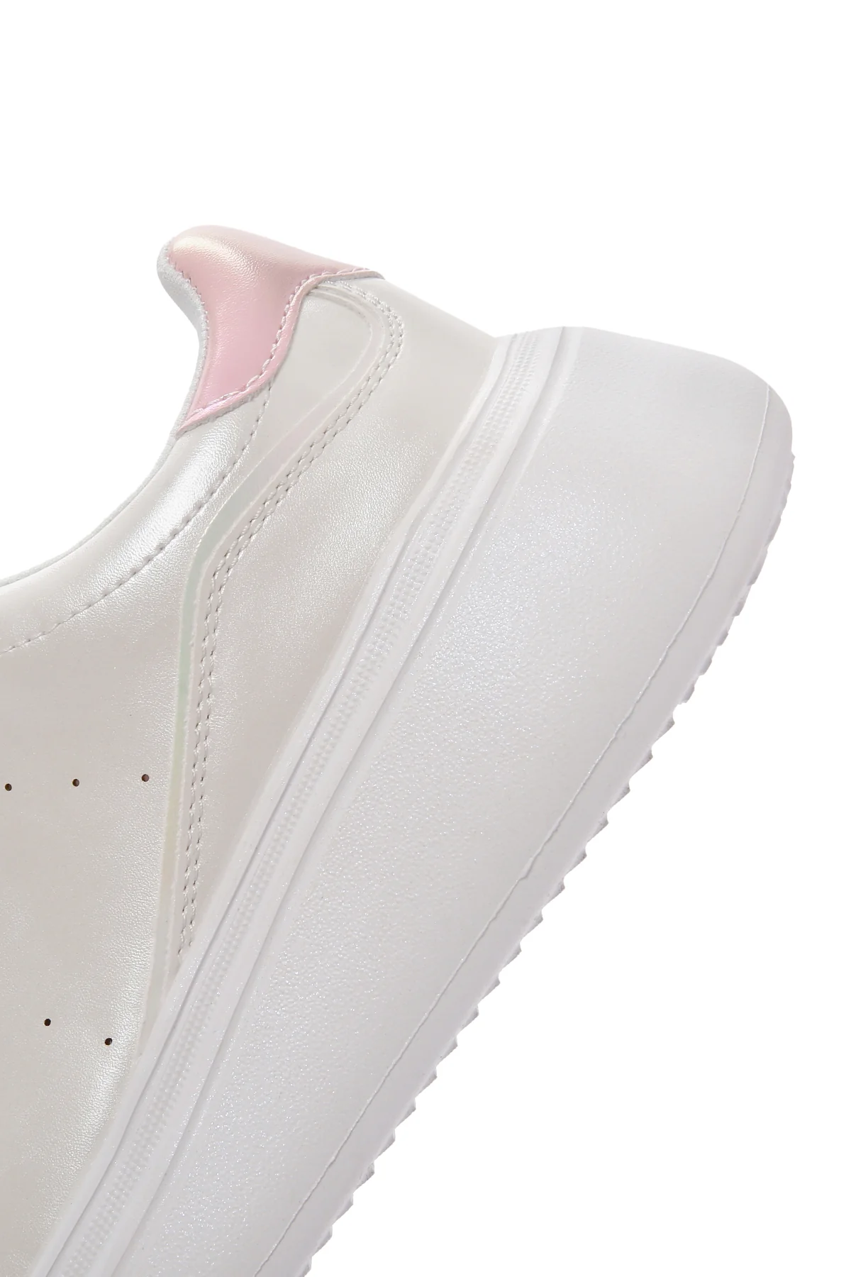 Kadın Beyaz Bağcıklı Kalın Tabanlı Sneaker - Image 7