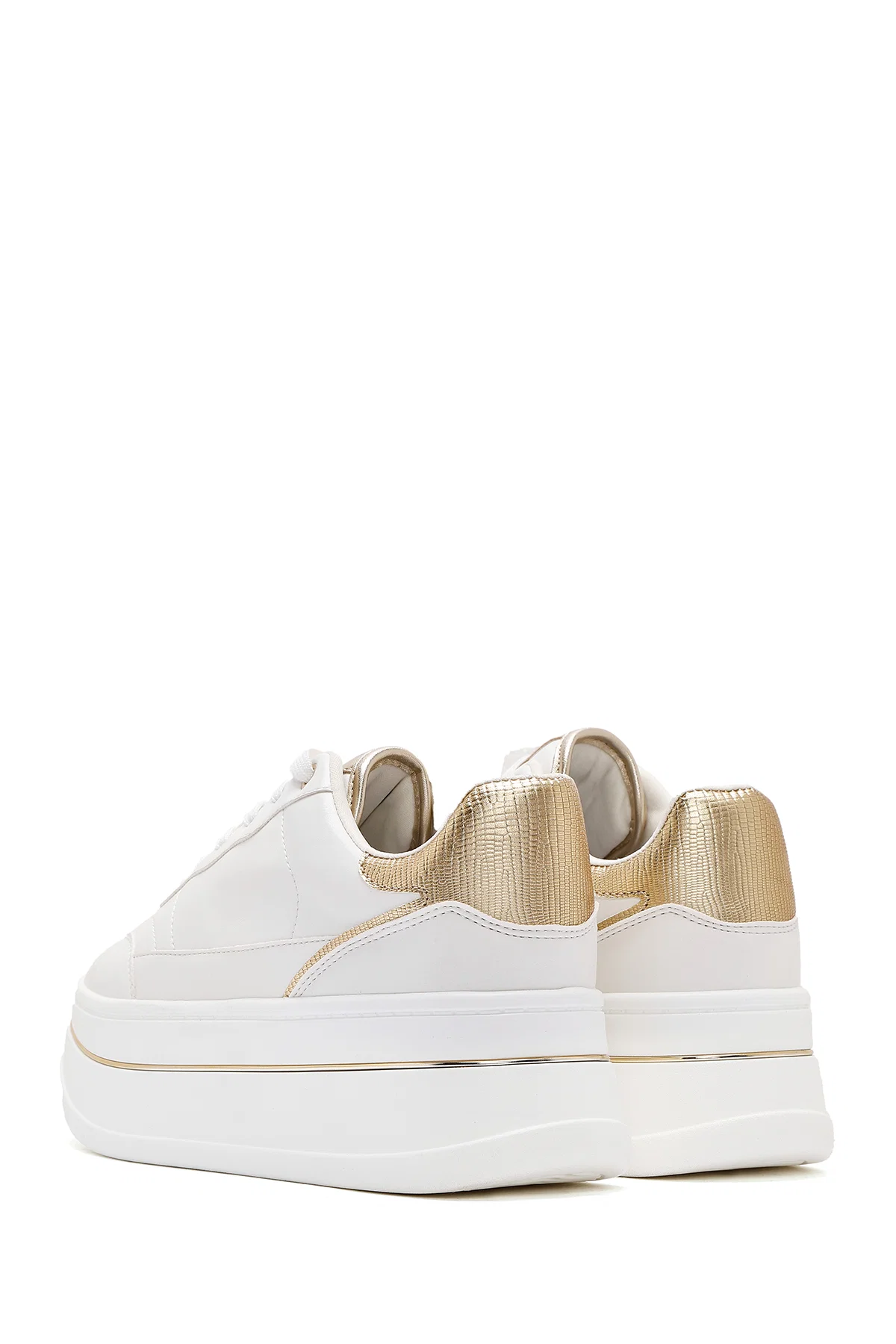 Kadın Beyaz Bağcıklı Kalın Tabanlı Sneaker - Image 5