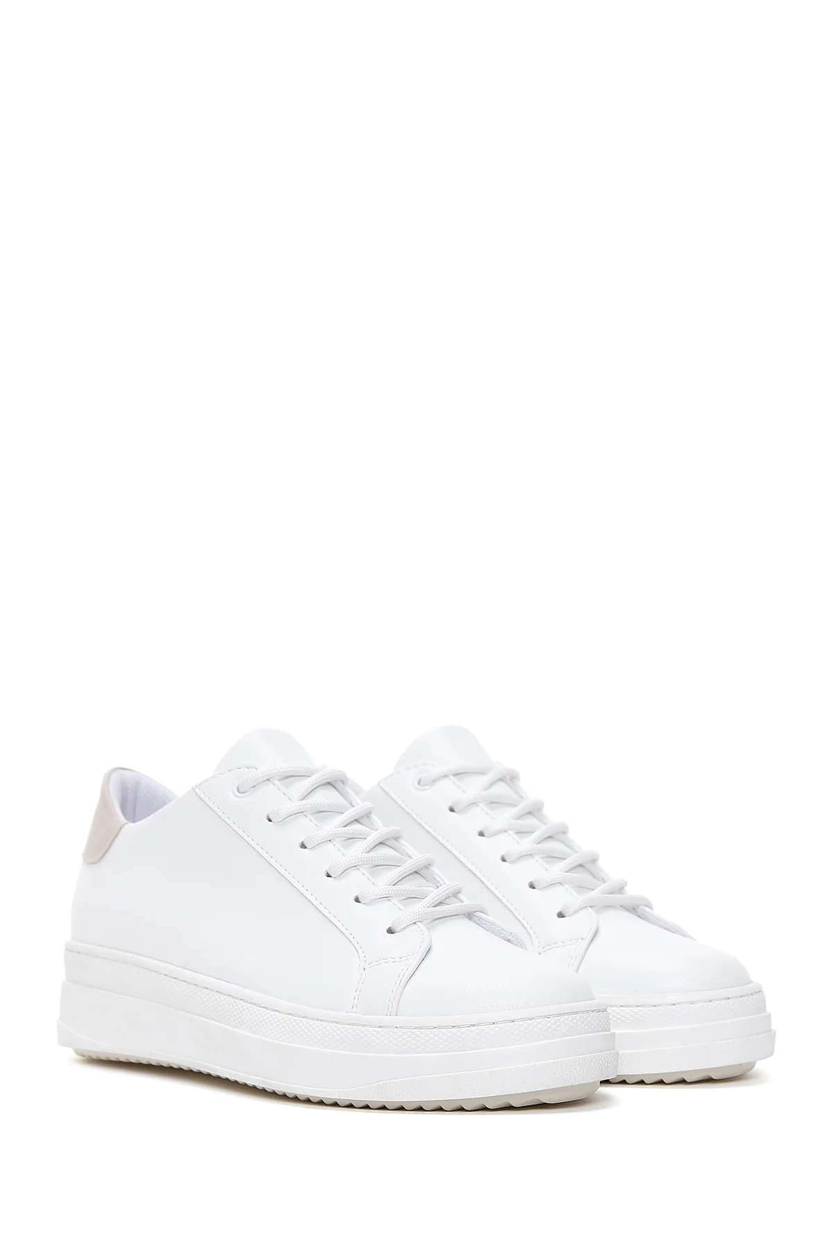Kadın Beyaz Bağcıklı Sneaker - Image 3